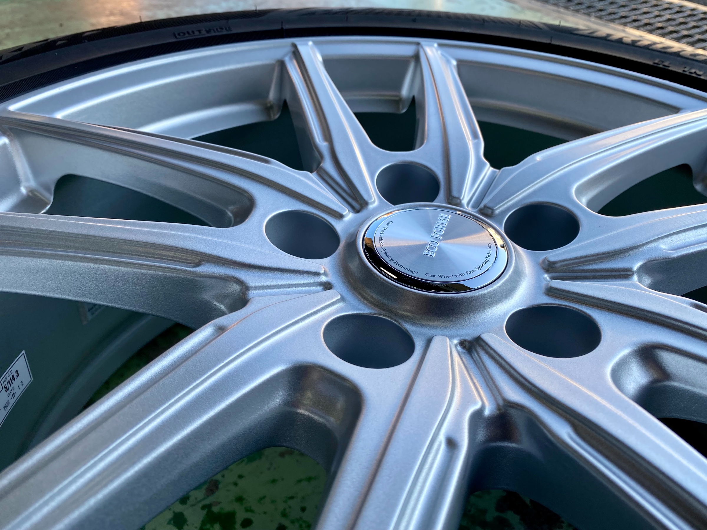 日産 スカイライン スタッドレスタイヤ＋アルミホイールセット