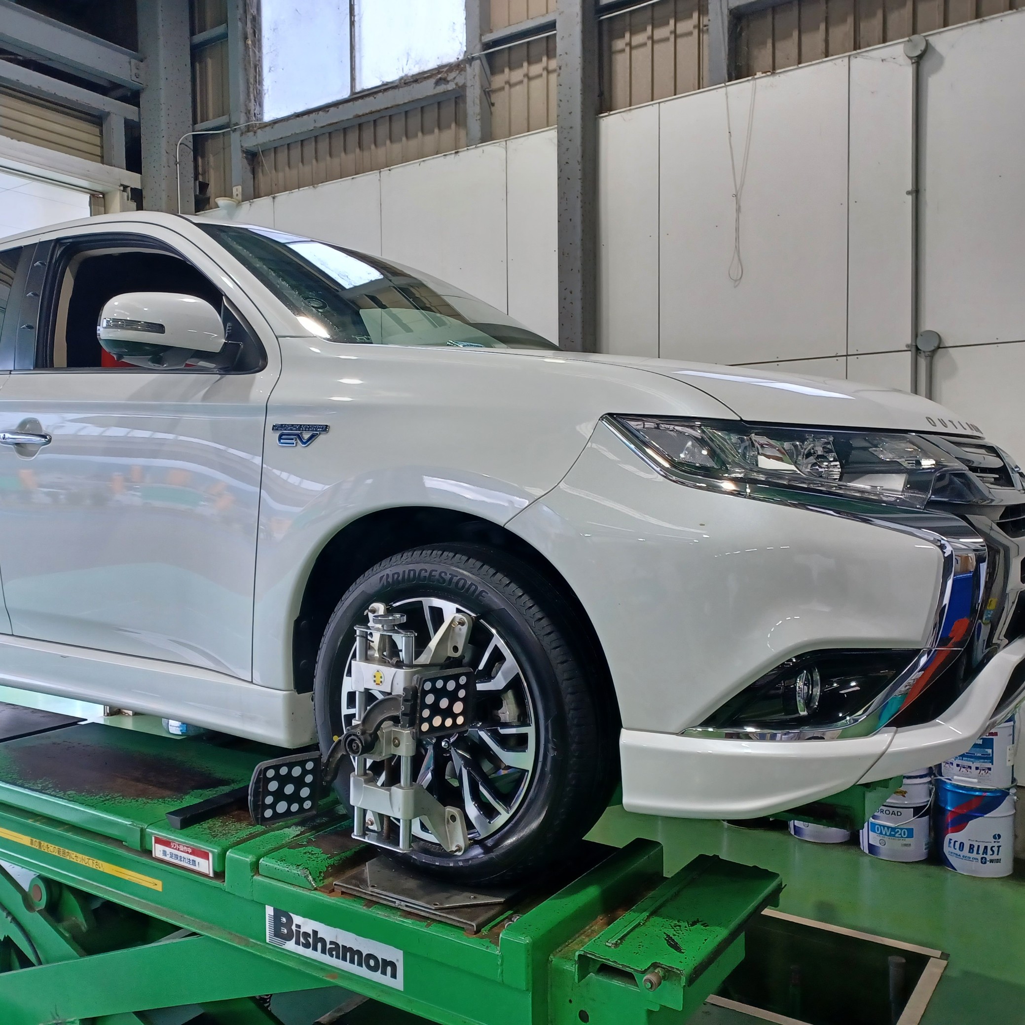225/55R18 三菱 アウトランダー】タイヤ4本交換しました。 | 三菱