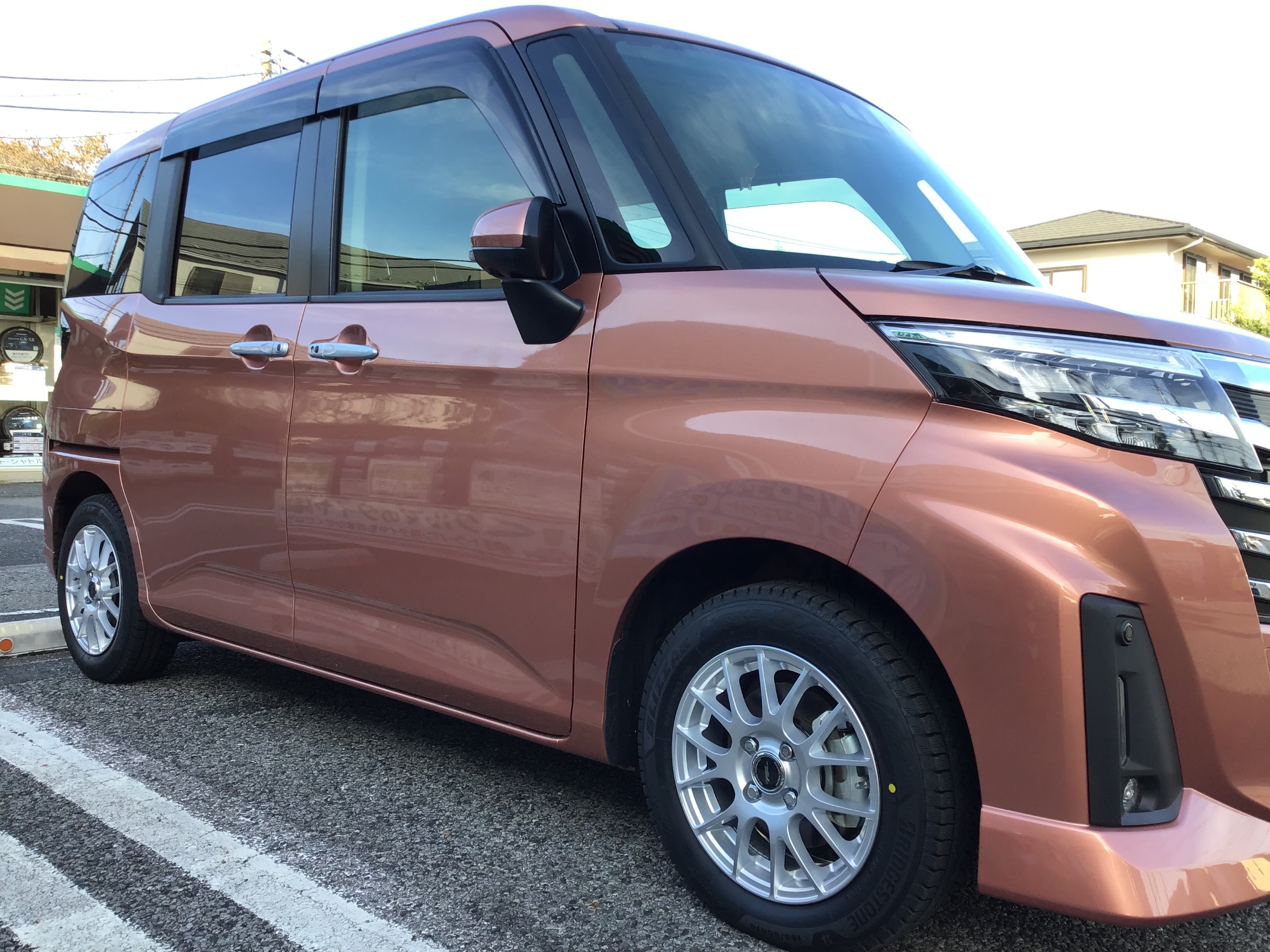 トヨタ・ルーミー スタッドレスタイヤ取り付け | 店舗おススメ情報 