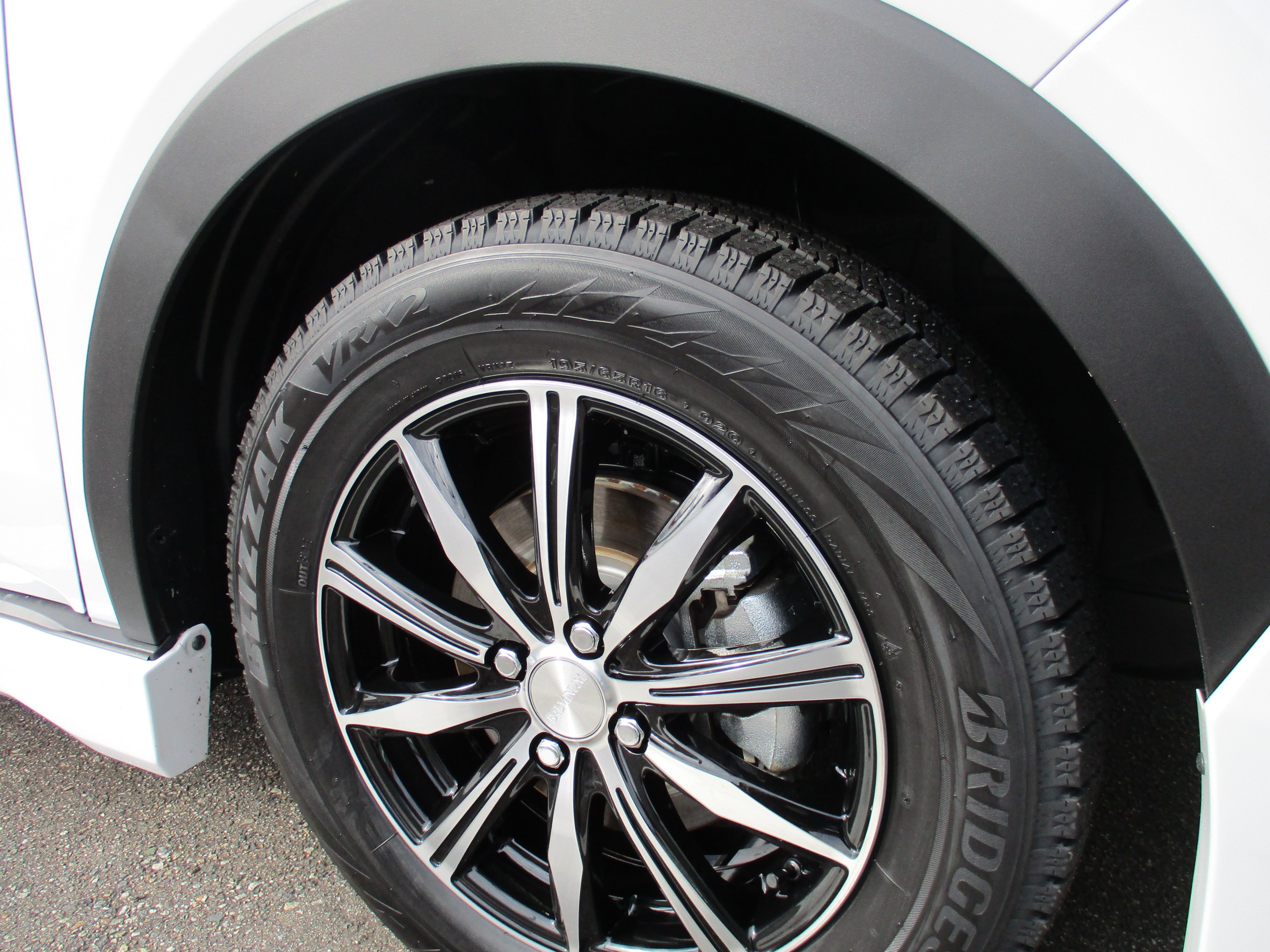 ライズにVRX2×バルミナK10！ | 店舗おススメ情報 | タイヤ館 奥田