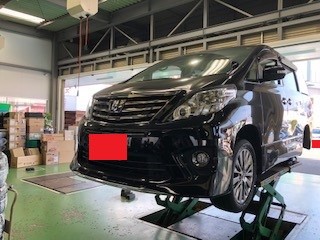 235 50r18 トヨタ アルファード タイヤ交換しました トヨタ アルファード タイヤ タイヤ ホイール関連 タイヤ ホイール交換 サービス事例 タイヤ館 次郎丸 タイヤからはじまる トータルカーメンテナンス タイヤ館グループ