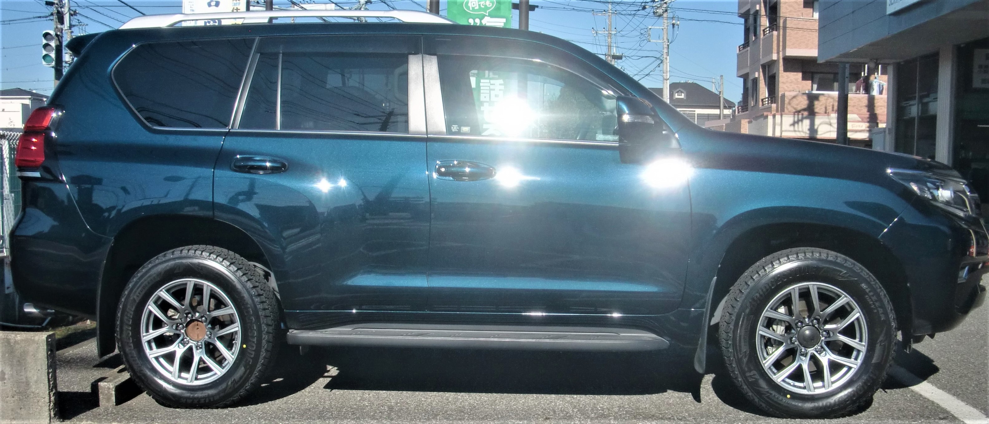 150プラド】プラドのスタッドレスはどれが良い！？ホイール＆タイヤを実車で確認しますよぉ♪ | 多治見店 | 店舗ブログ |  タイヤ＆ホイールの専門店「クラフト」