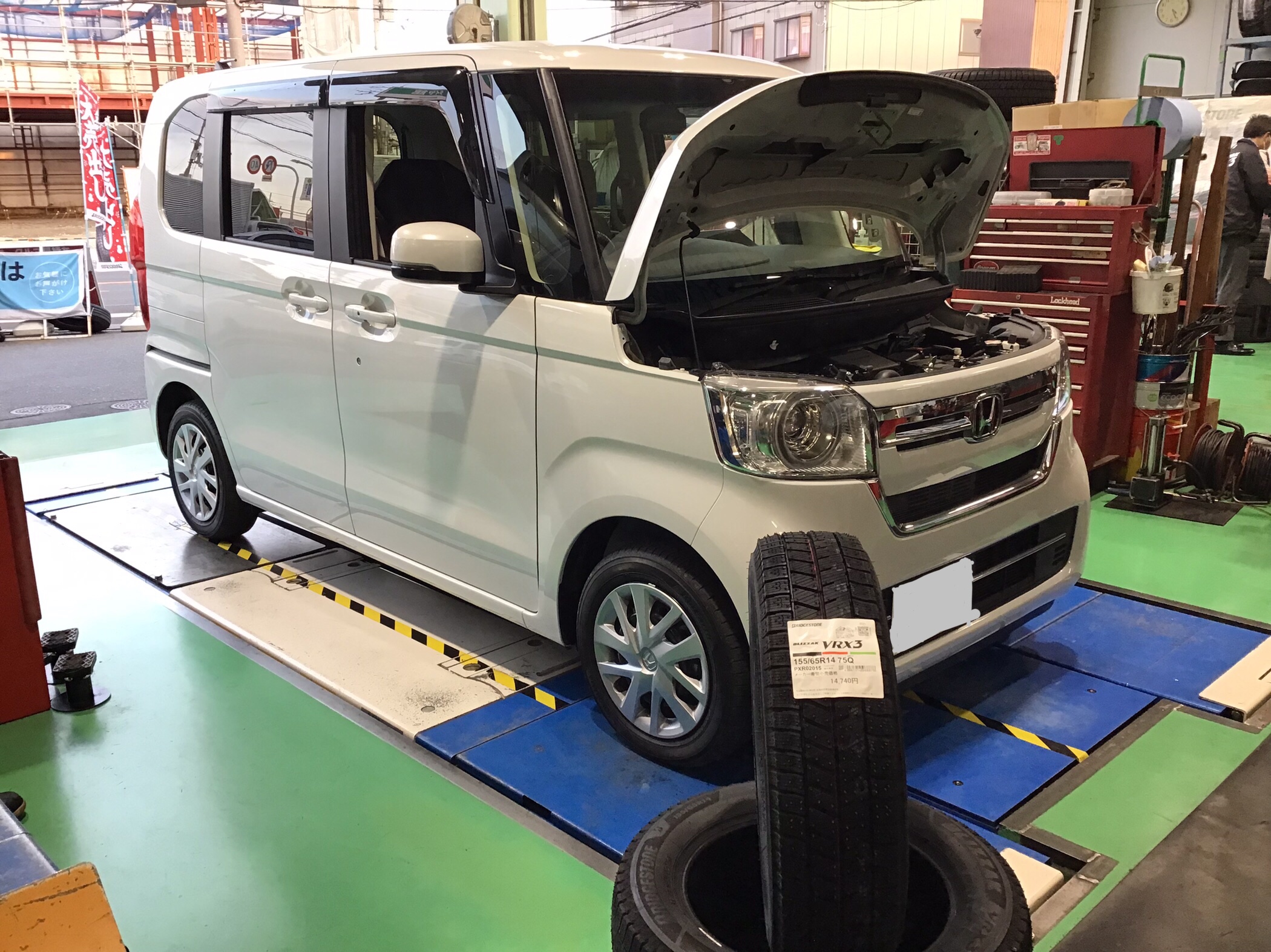 ホンダ「N-BOX」 タイヤホイールセット交換 155/65R14 | 店舗おススメ