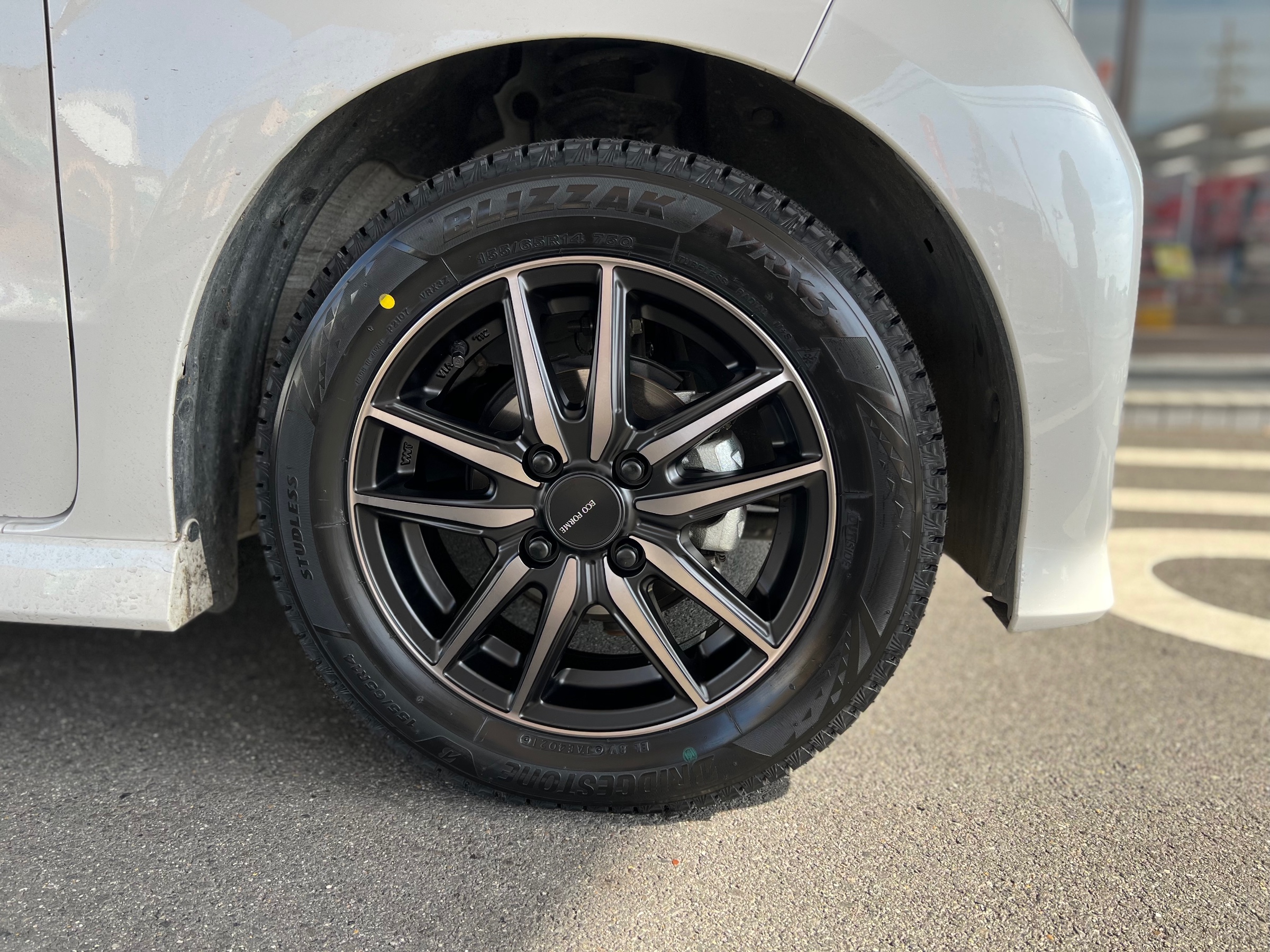 ホンダ N-BOX FJ-3 に スタッドレス ホイールセット を装着しました