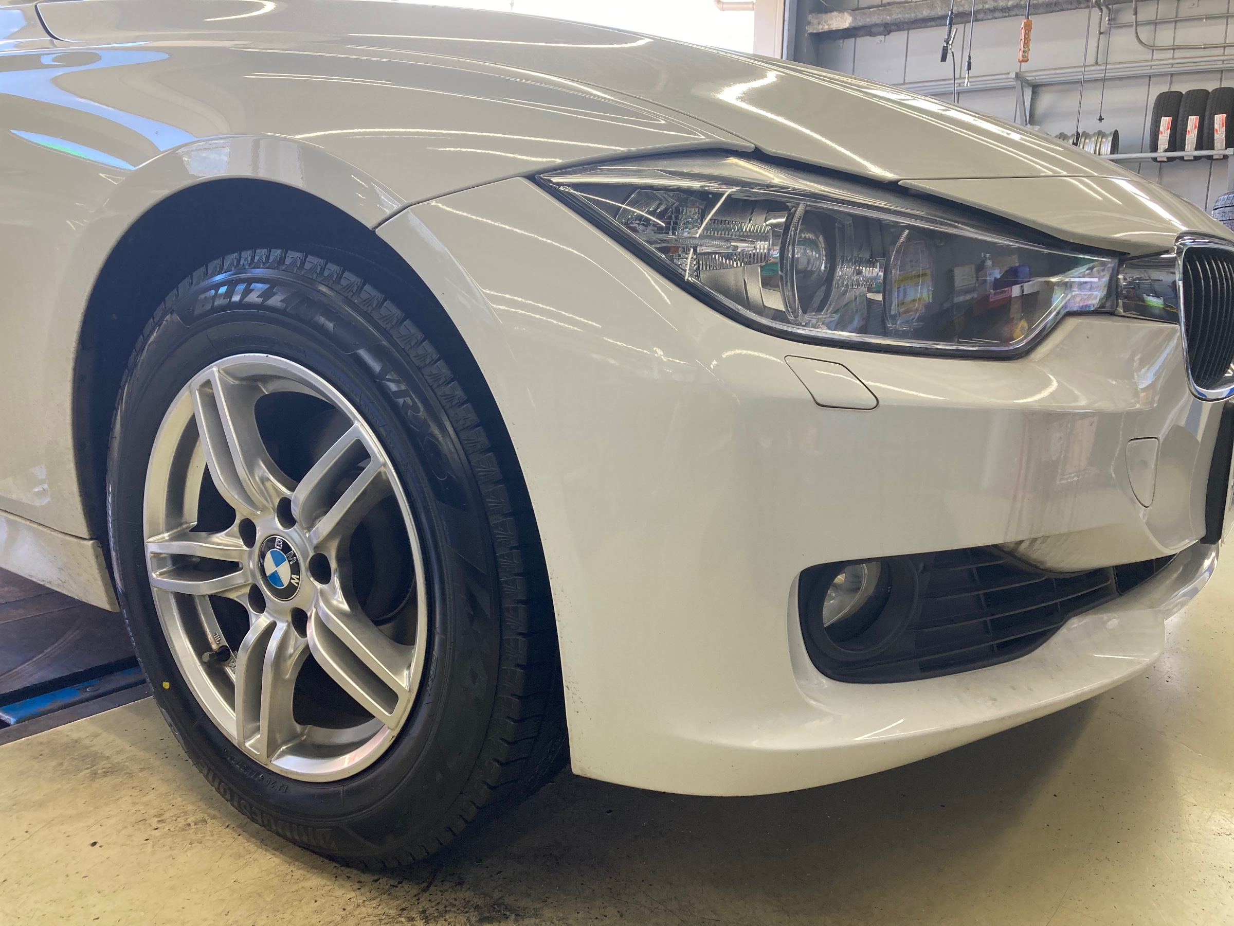 スタッドレスタイヤ取付、F30、CX-30、トール | 店舗おススメ