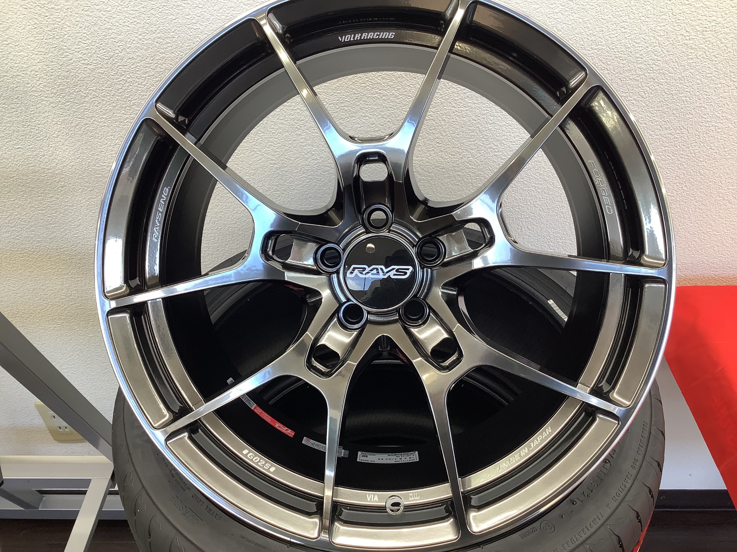 アルミ入荷情報》RAYS ☆ VOLK RACING G025 ☆ 86/BRZ | 店舗おススメ