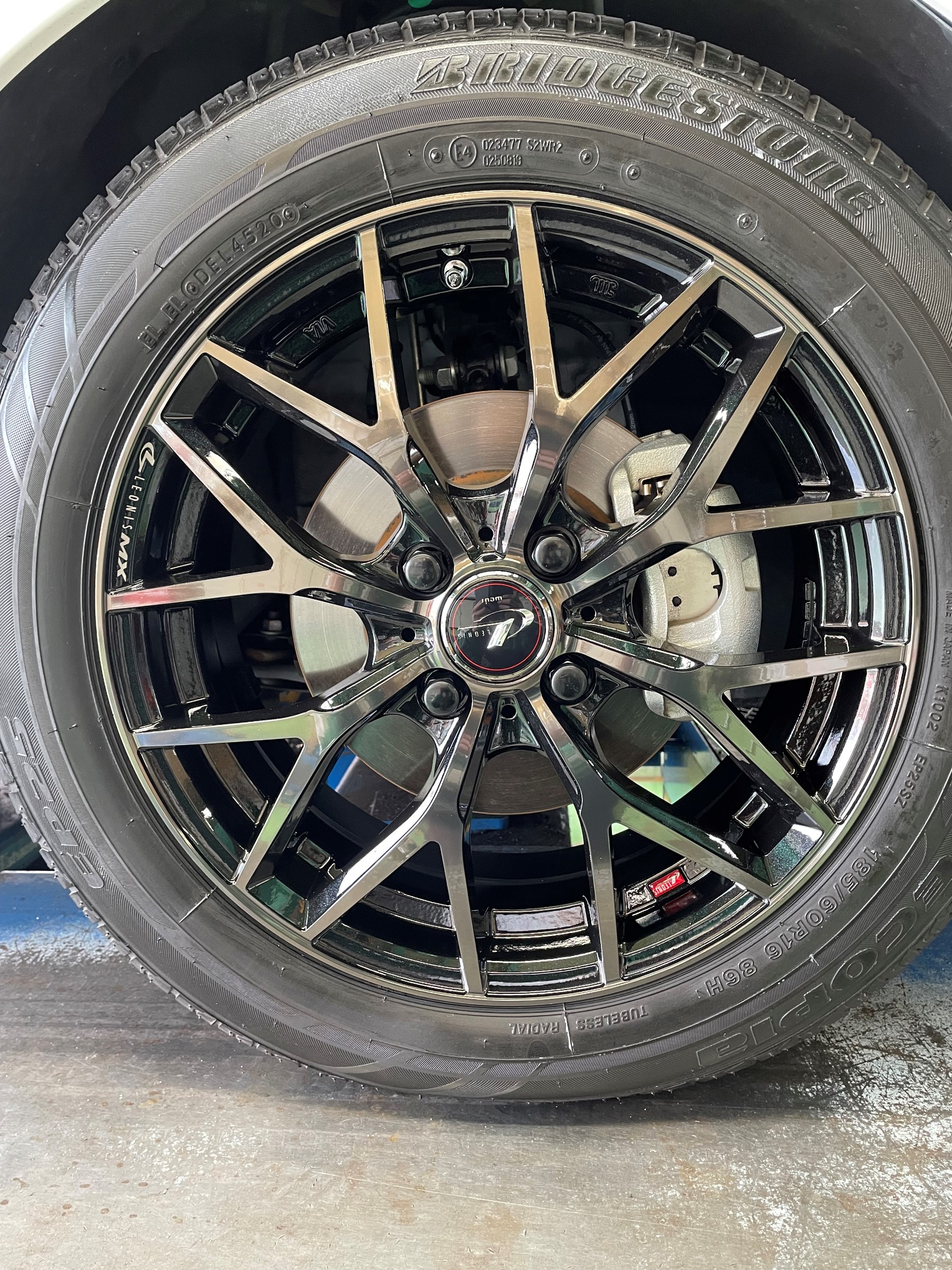 NOTE e-POWER(E13)にアルミホイール取り付け♪ | 日産 ノートe-POWER