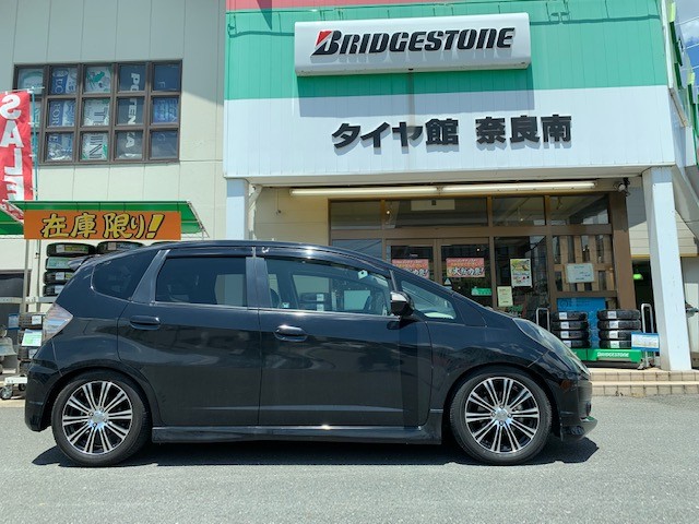 フィットRS（GE）車高調取り付け(*^^*) | 店舗おススメ情報