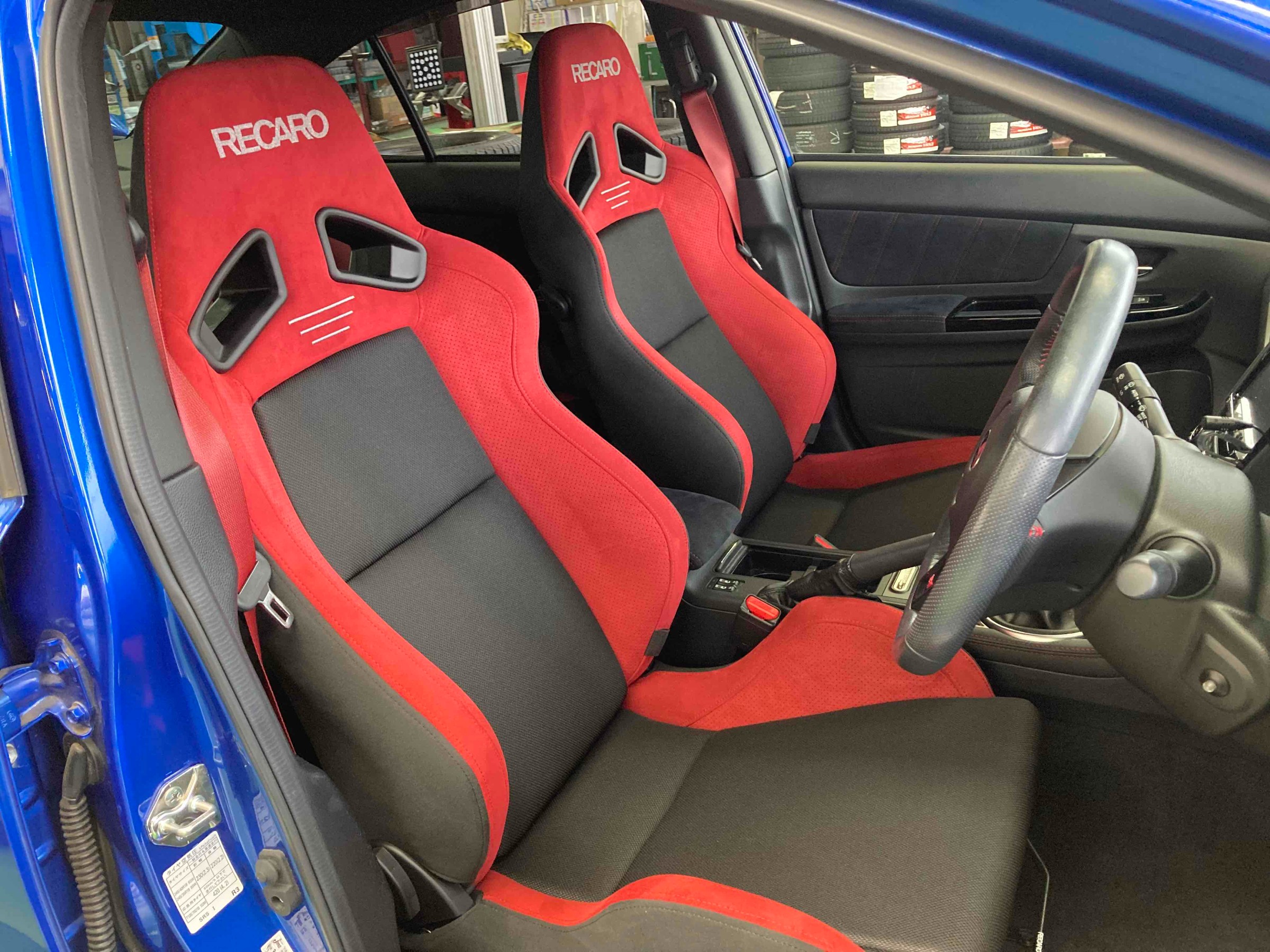 スバル・WRX・VAB】オーナー様大満足！前席シートを新しいレカロシート