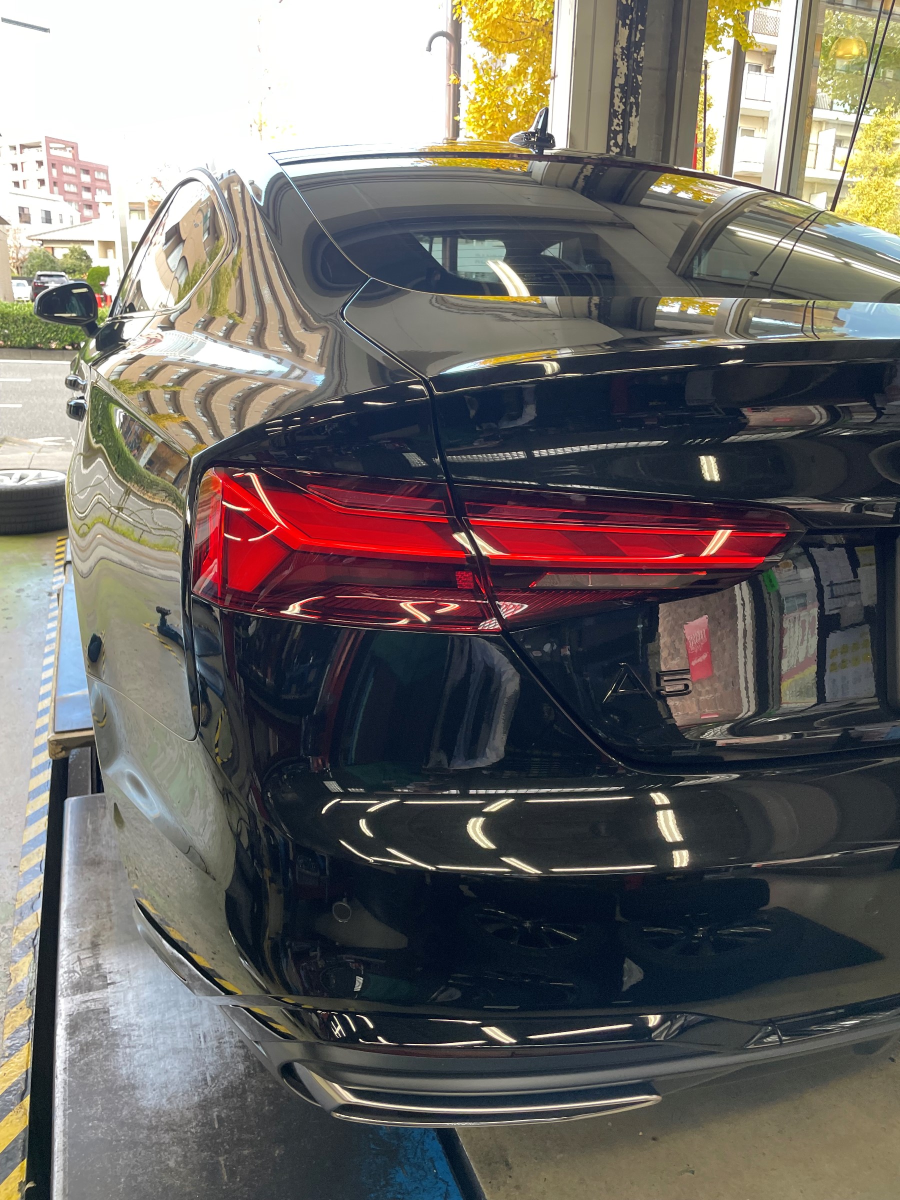 AUDI A5 スタッドレスセット | 店舗おススメ情報 | タイヤ館