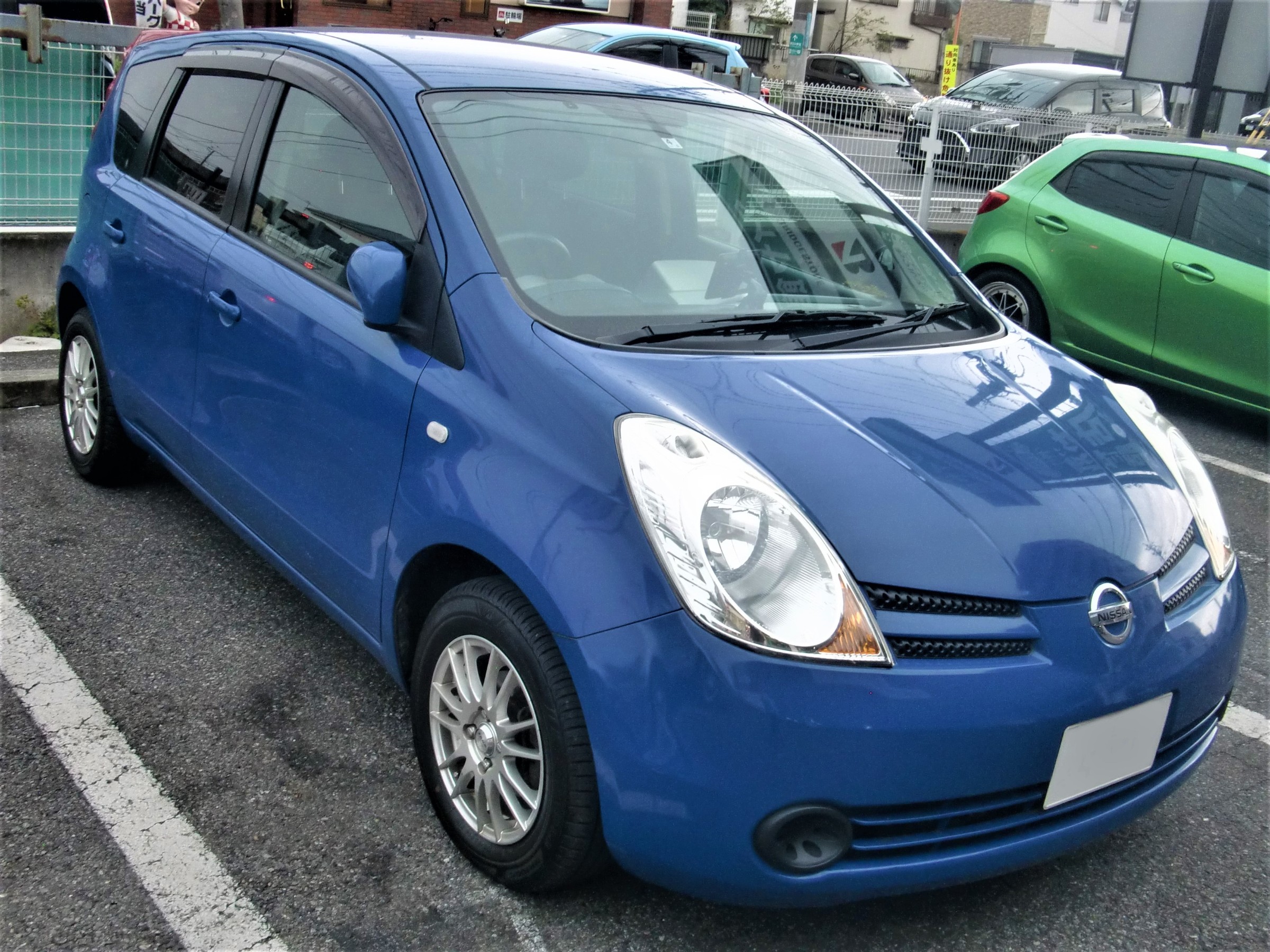 日産E11ノート純正HIDヘッドライト左右 イチコー1758 キセノン