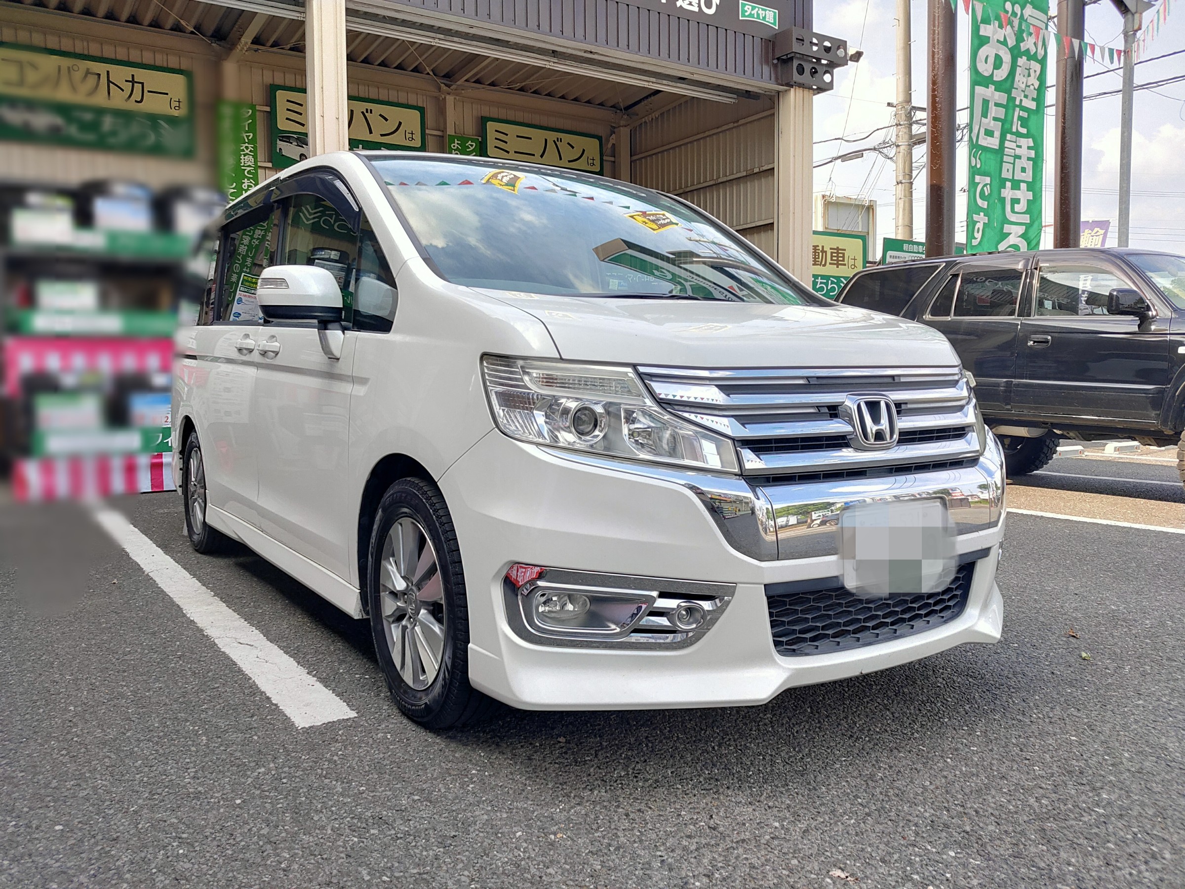 ホンダ ステップワゴン（RK1）】スタッドレスタイヤ取付を行いました 