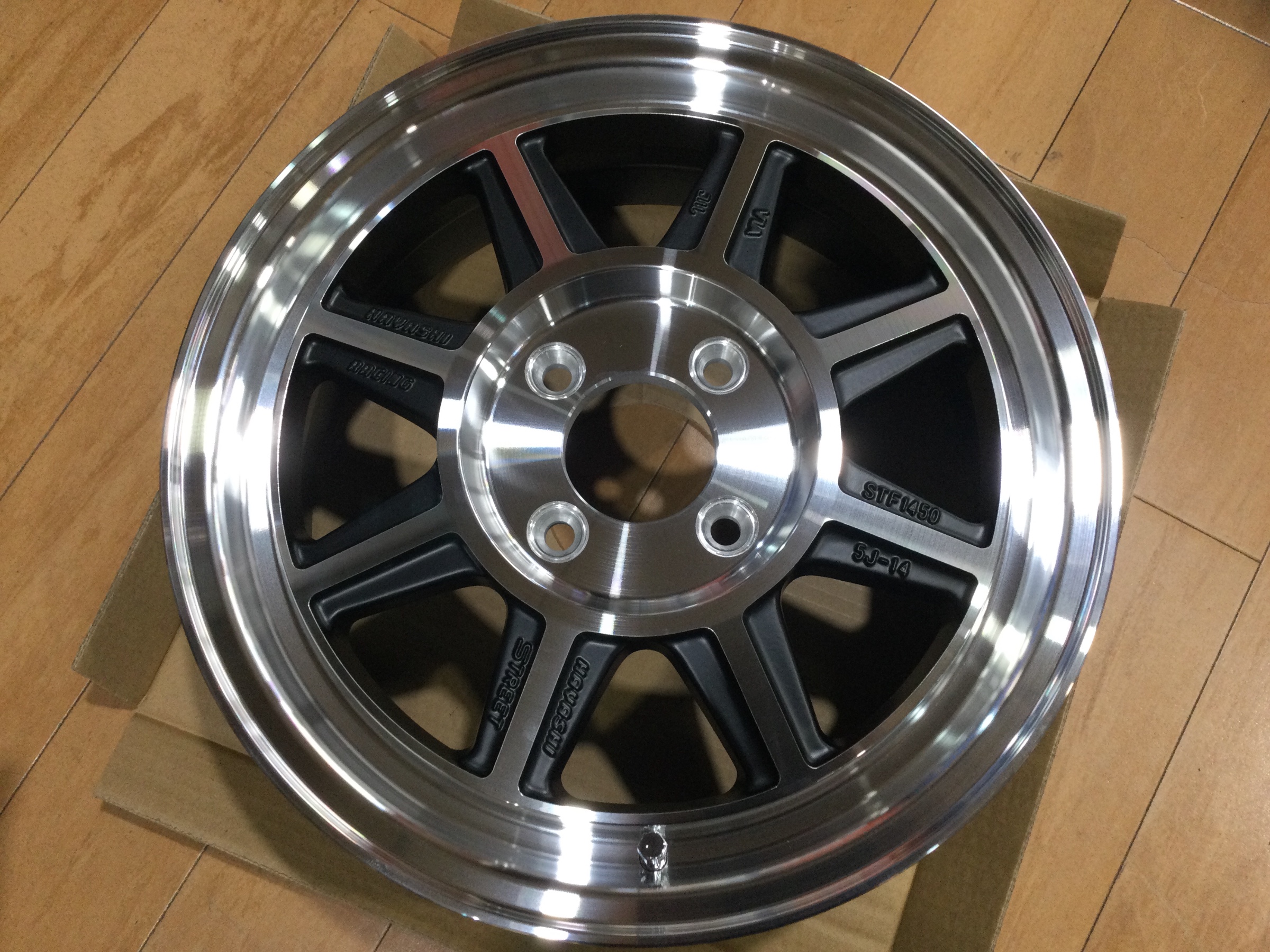 春までお預け！？ | ホンダ N-BOX ホイール | 取付・交換作業ご紹介