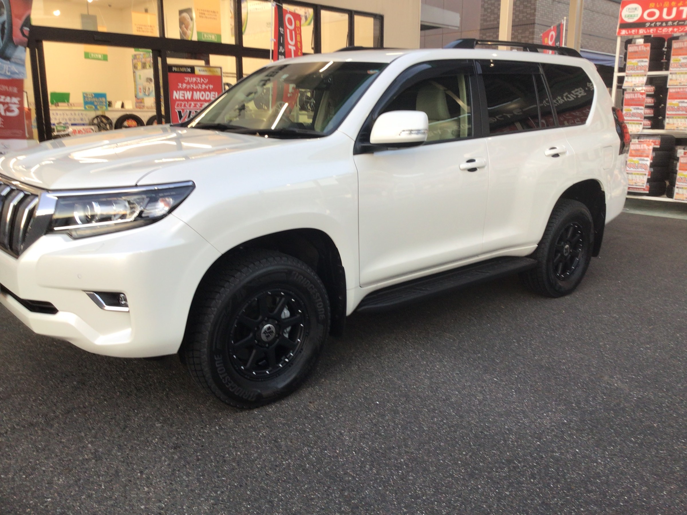スタッドレス プラド サーフ ハイラックス FJ よし タイヤホイール 