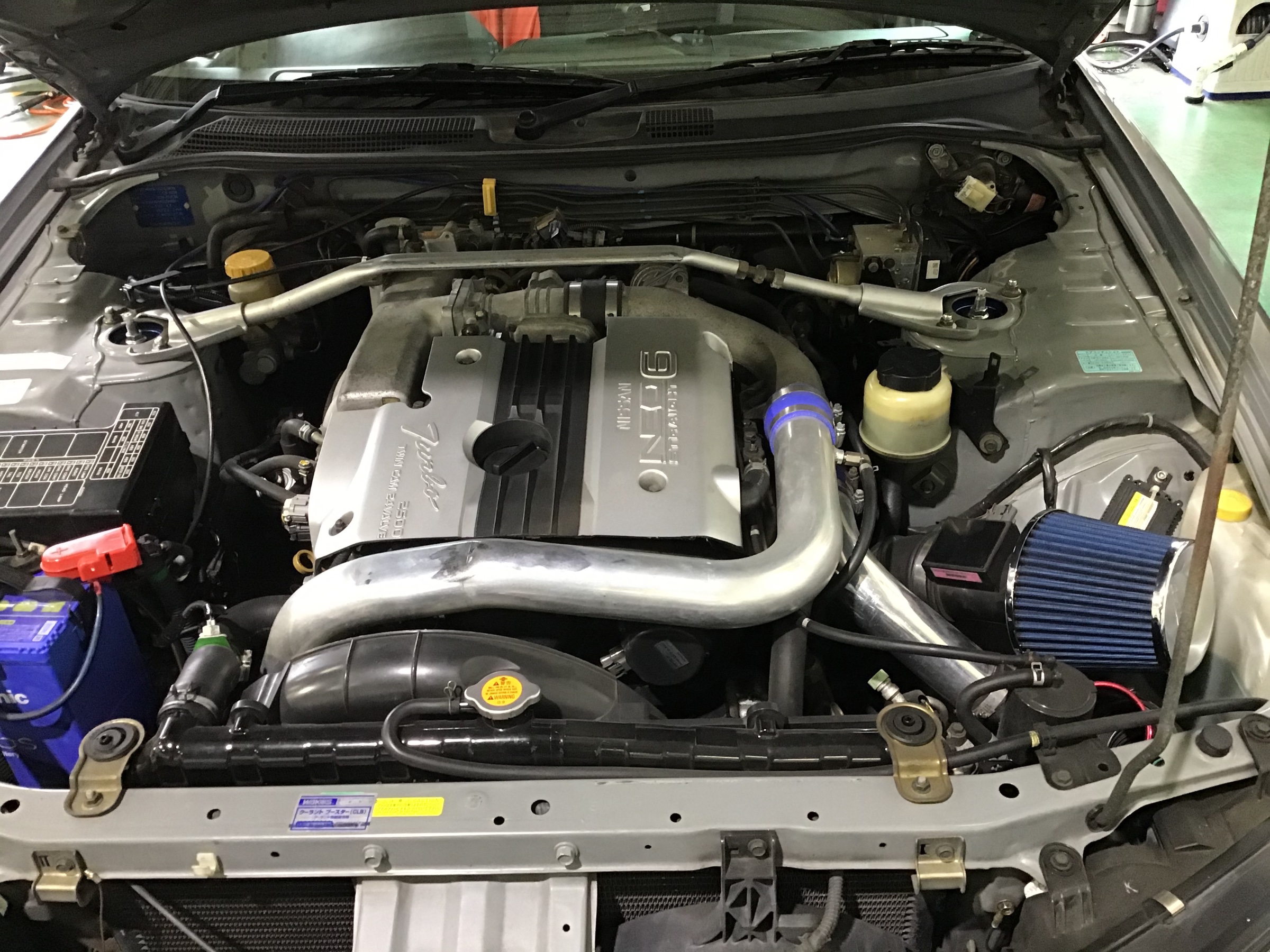 日産 スカイライン 純正プラグカバー 日産 スカイライン 純正プラグ