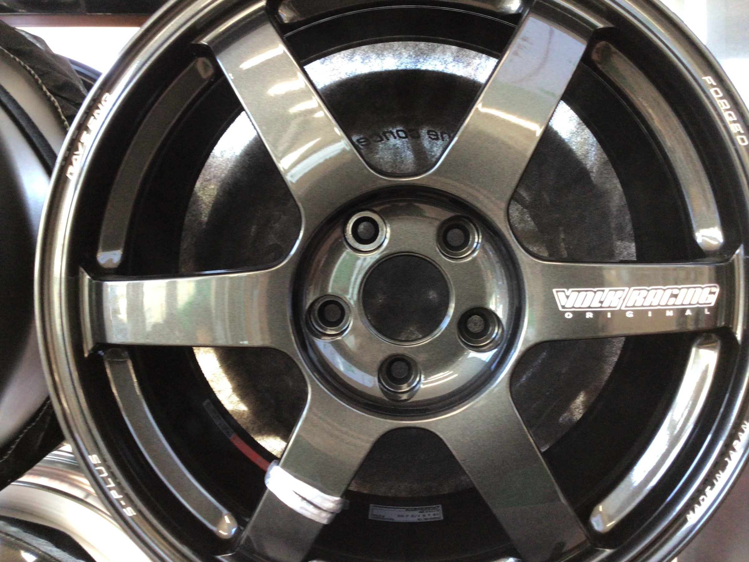 レイズ アルミホイール 値上げのお知らせ | 店舗おススメ情報 | タイヤ