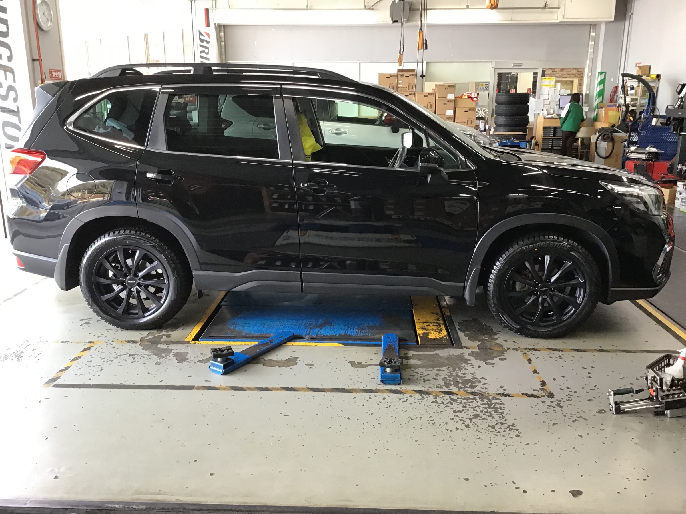 フォレスター、純正タイヤホイールセット　　アマテラス フォレスター、純正タイヤホイールセット アマテラス