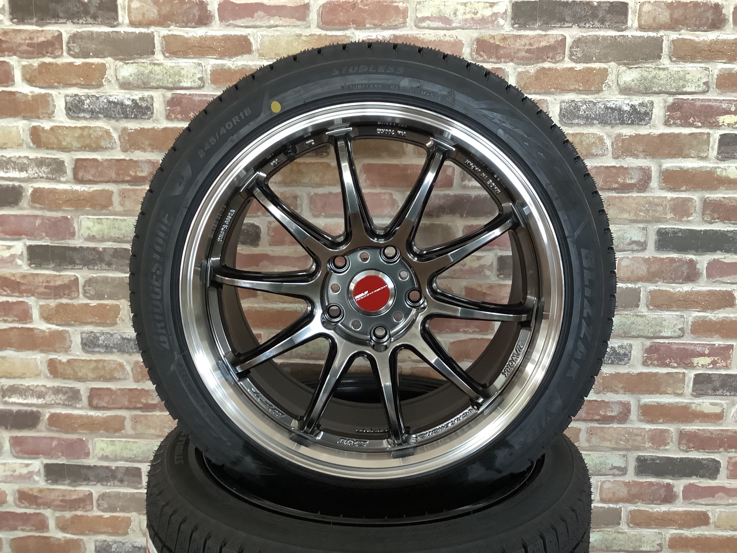 ホンダ・シビックタイプR〜スタッドレス・ホイールセット取付け