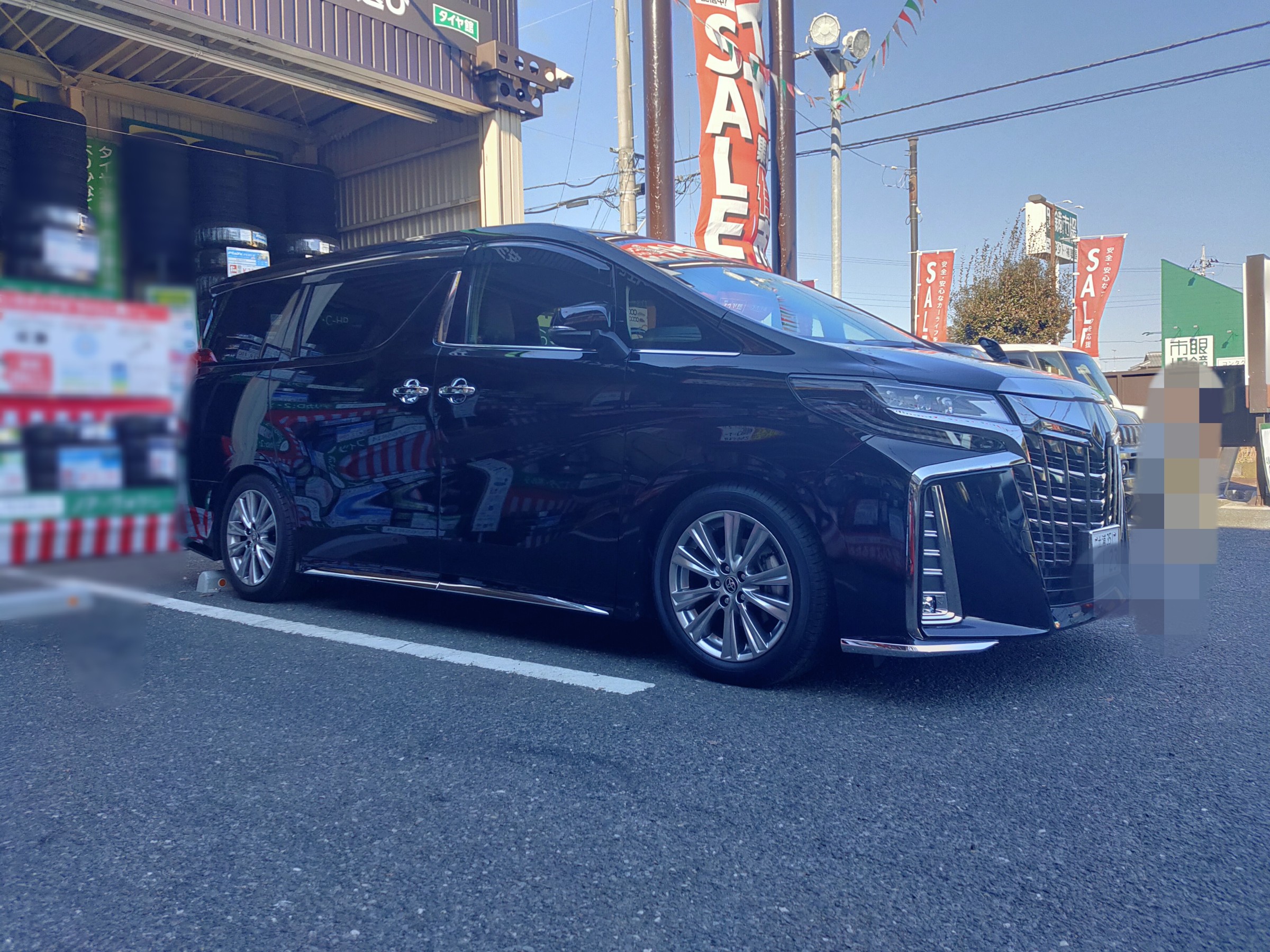 トヨタ アルファード Agh30w ホイールセット取付を行いました トヨタ アルファード ホイール タイヤ ホイール関連 タイヤ ホイール交換 サービス事例 タイヤ館 阿見 茨城県のタイヤ カー用品ショップ タイヤからはじまる トータルカーメンテナンス