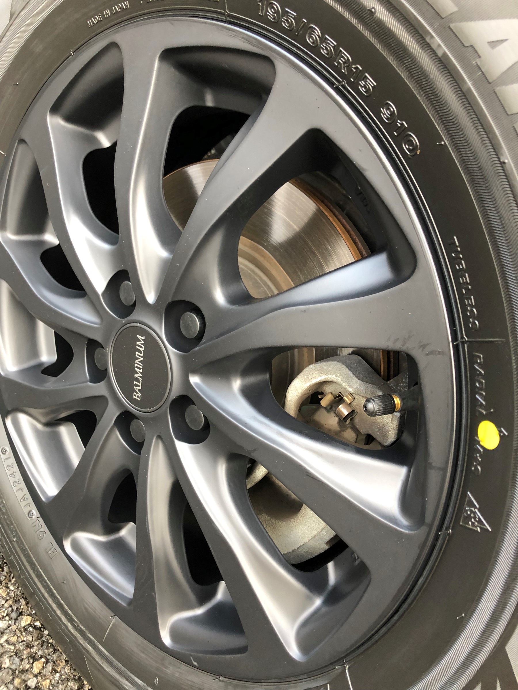 トヨタイスト×バルミナＴＲ１０×マットブラックカラー | トヨタ イスト