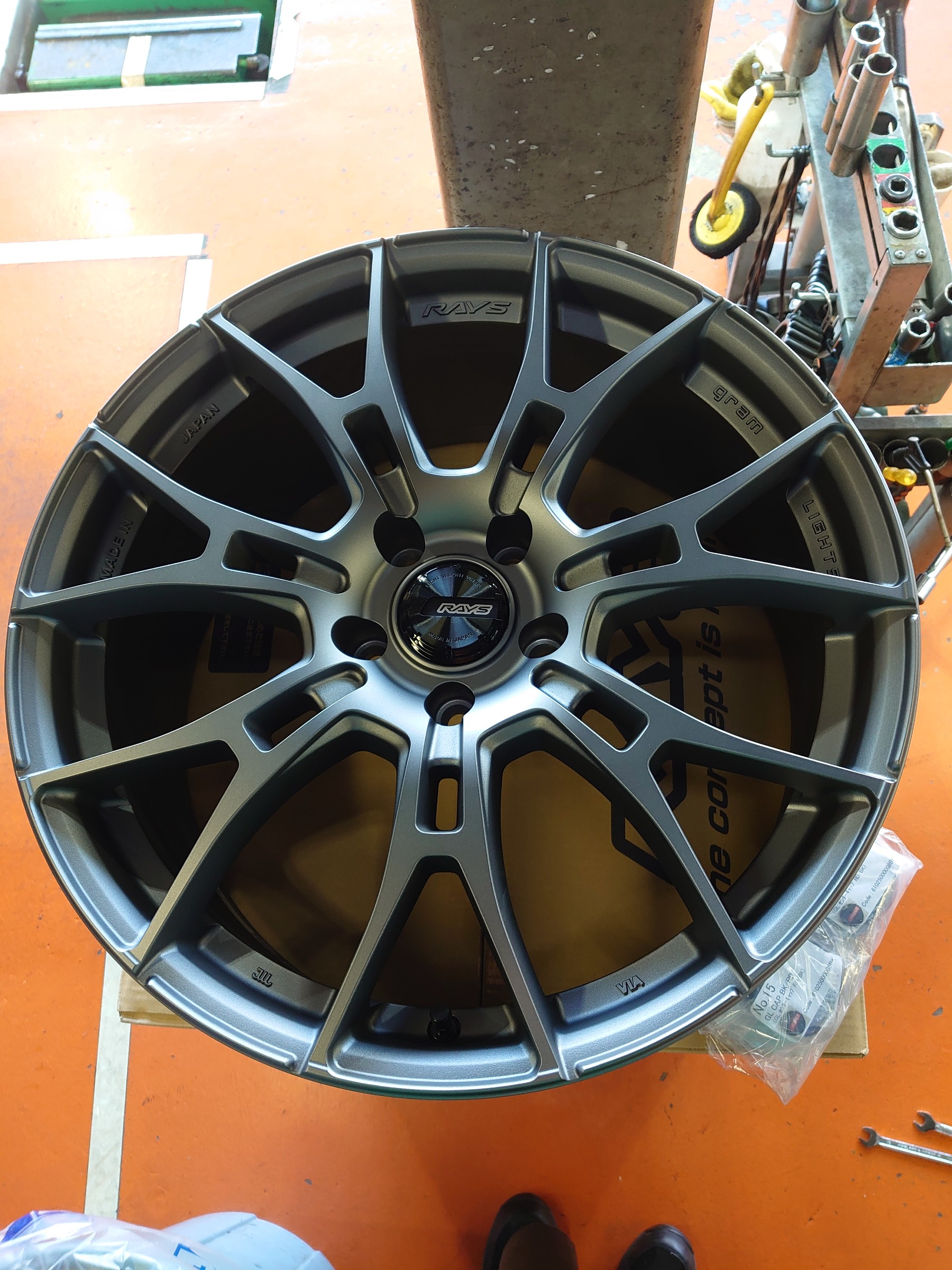 マツダ CX-5 レイズ グラムライツ 57BNX | 店舗おススメ情報 | タイヤ