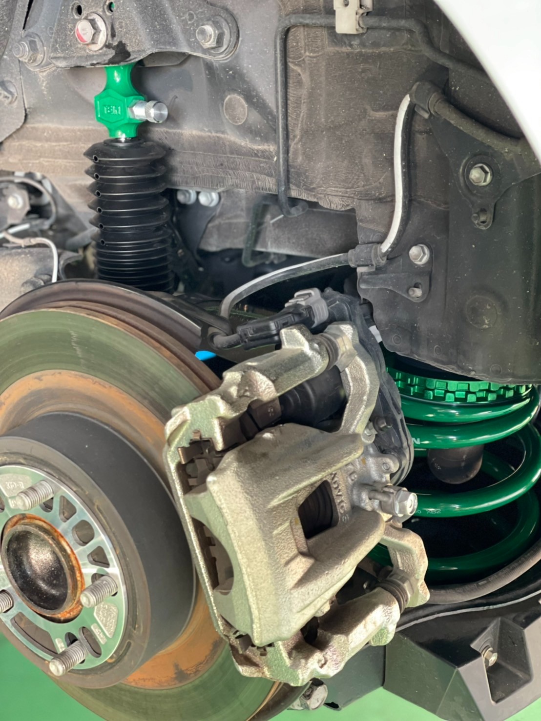 アルファード 30系 x TEIN RX1 車高調（テインアールエックス