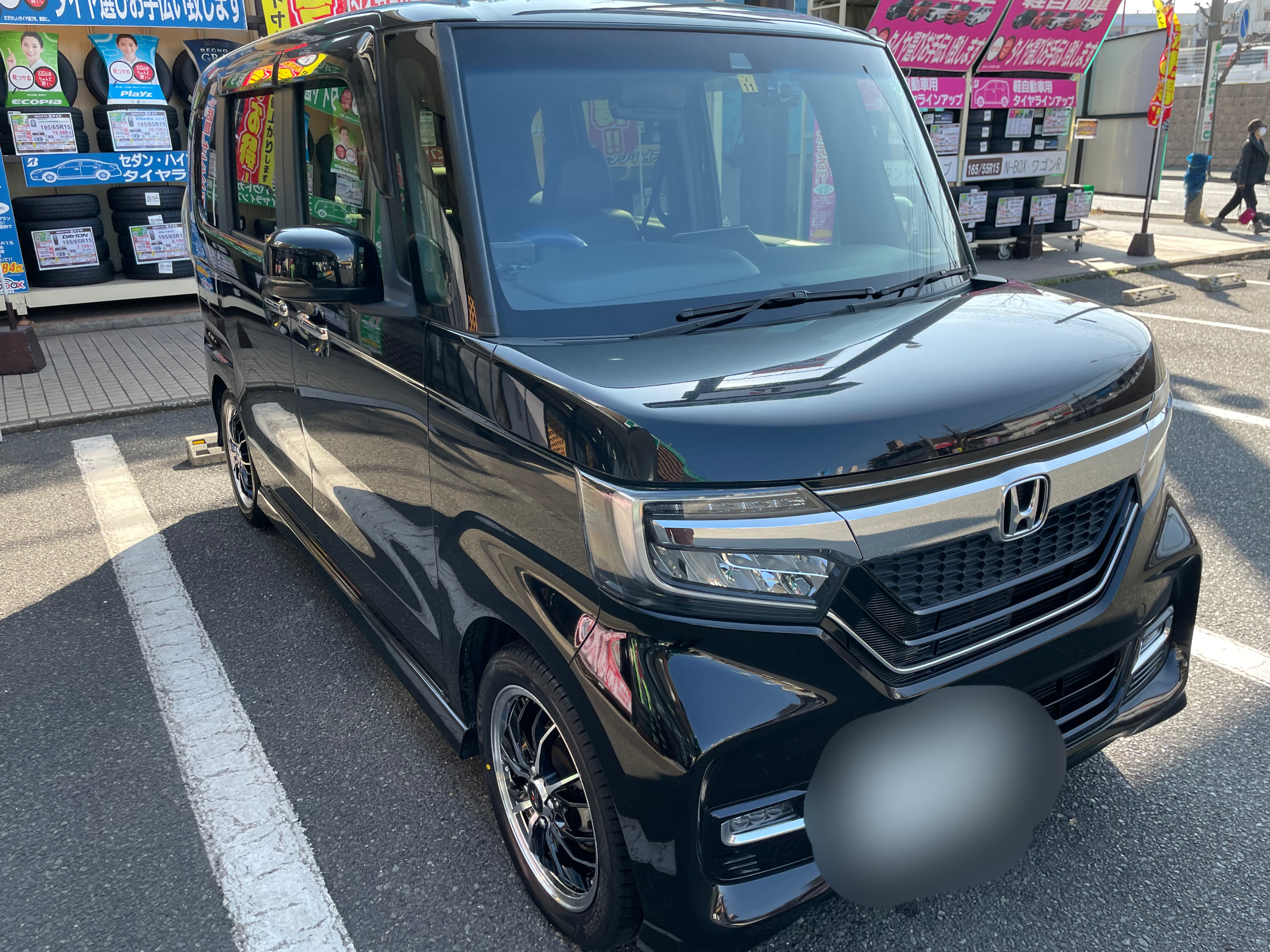 ホンダ N-BOX の タイヤ ＆ ホイール交換 させていただきました