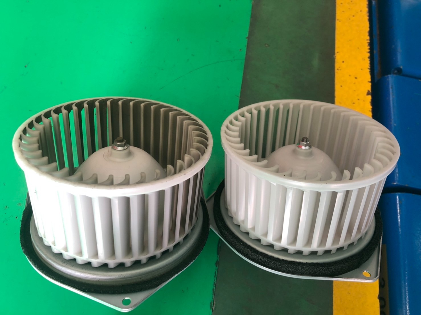 ミニキャブ 前期 U61v 純正 U62v 破損無 ブロアモーター ミツビシ 取付ok 動作保証