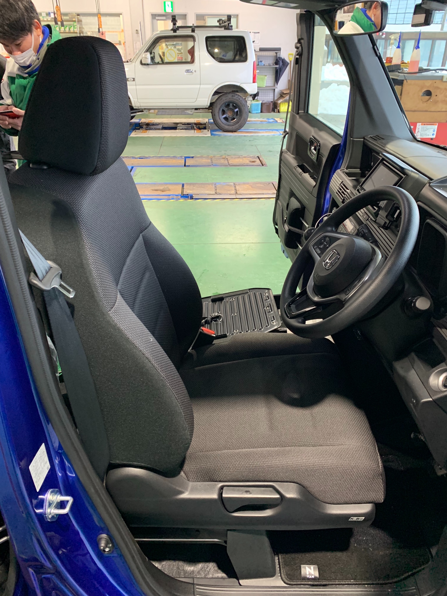 N-VAN RECAROシート取り付けしました！*(^o^)/* | 店舗おススメ