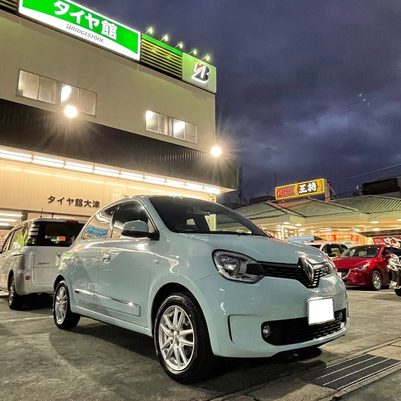 ルノー トゥインゴ ホイールセット装着♪ | ルノー トゥインゴ タイヤ