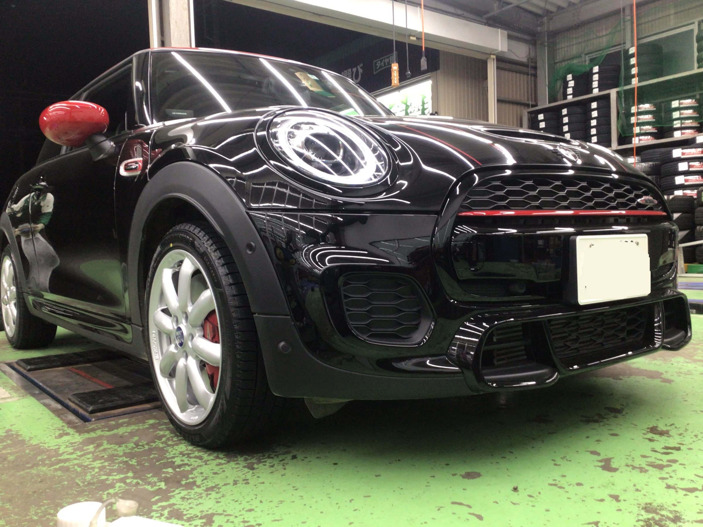 MINI・ジョンクーパーワークス】スタッドレス・ホイールセット取付