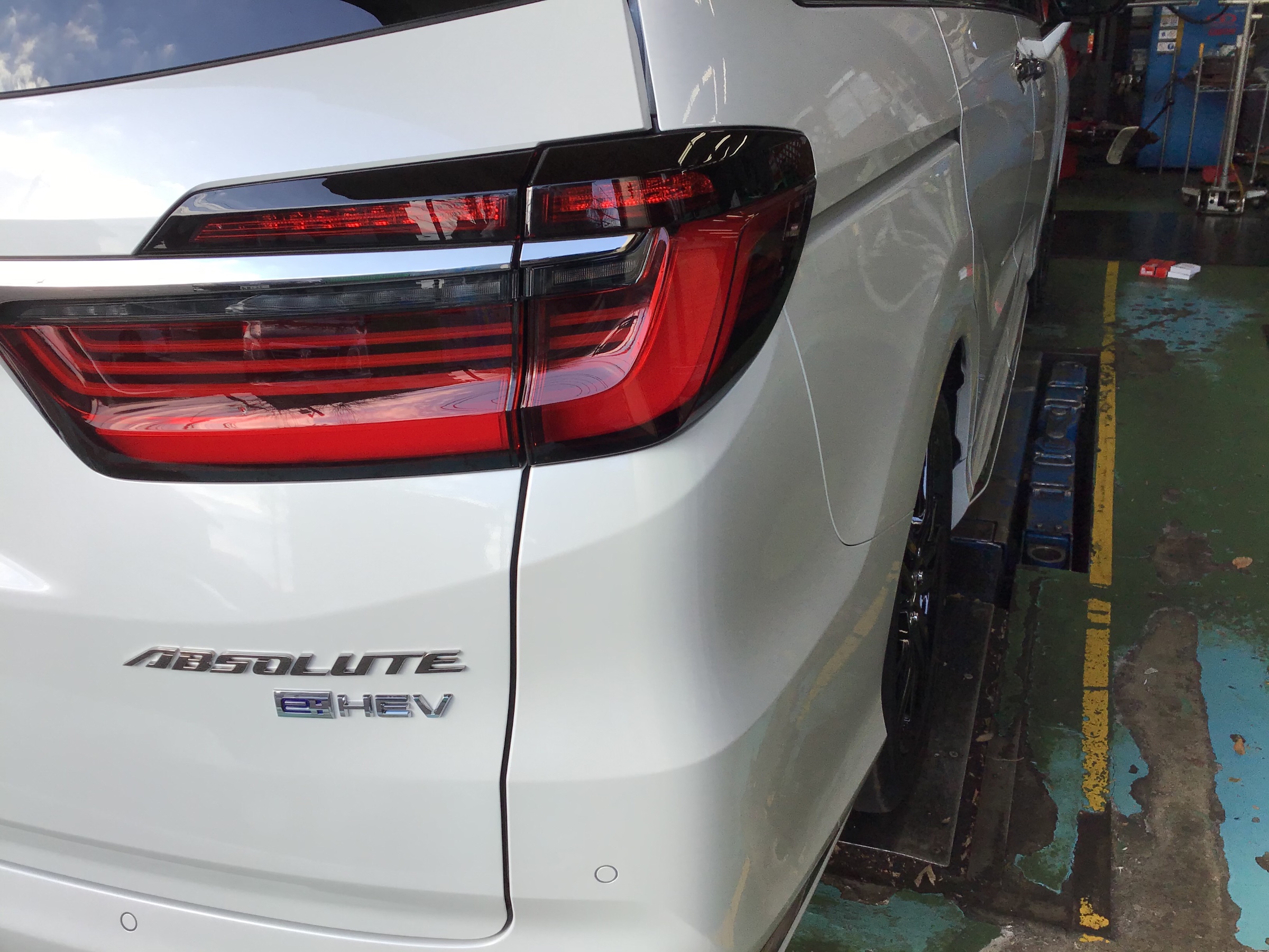 新型 オデッセイハイブリッド スタッドレスタイヤ装着 | ホンダ