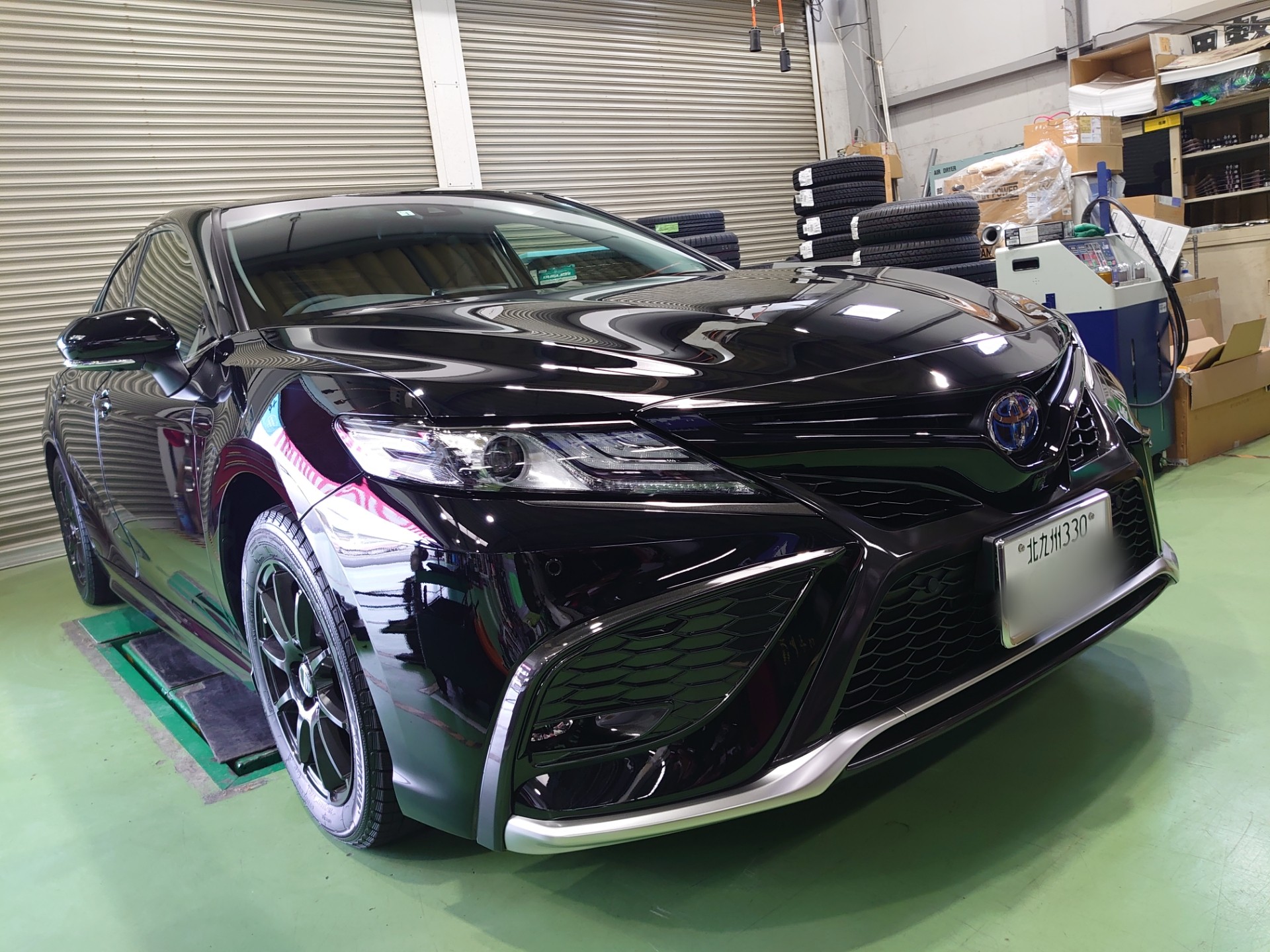 カムリ ハイブリッド の ヘッドライトを STEK PPF 施工しました