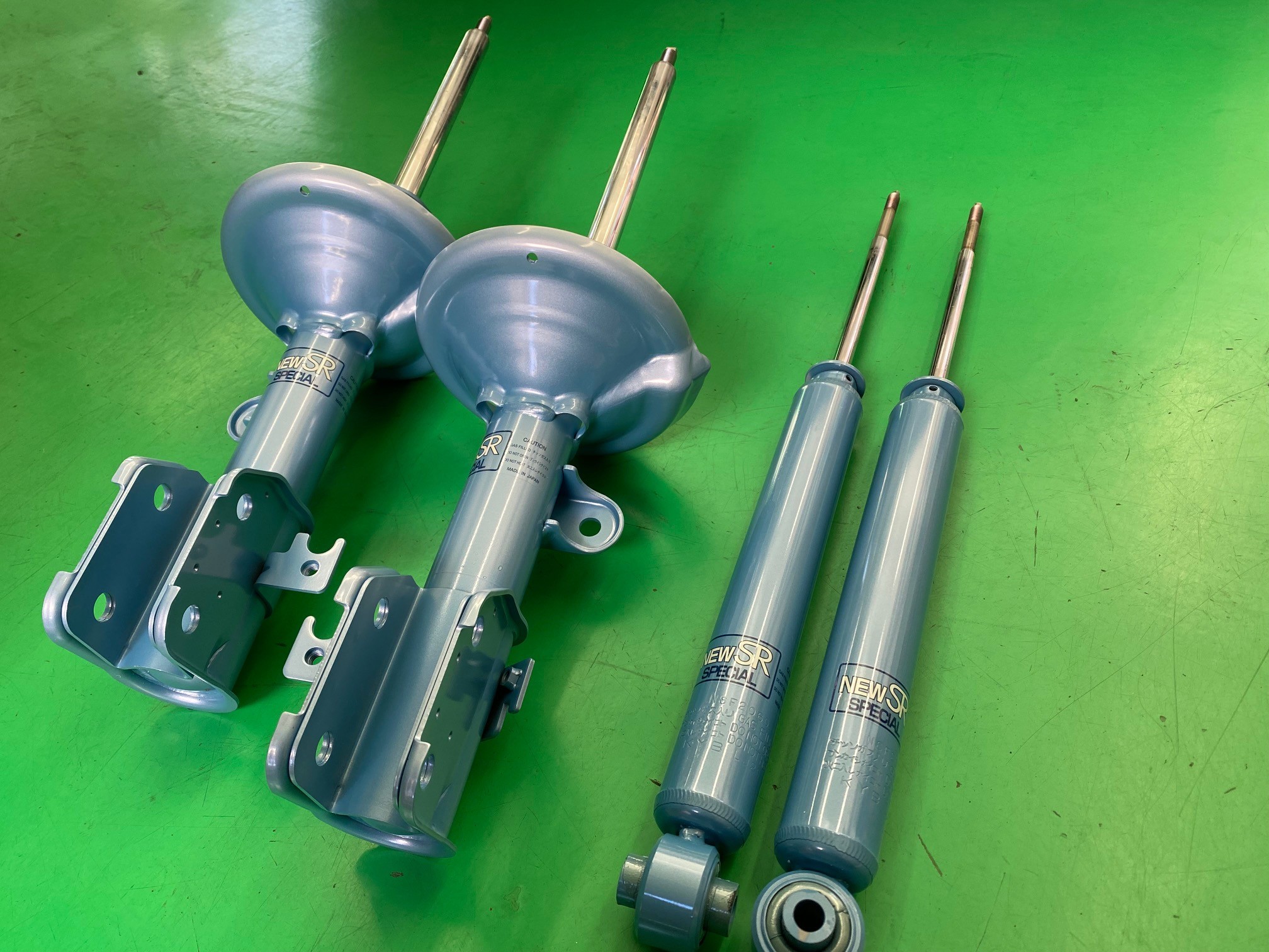 ステップワゴン KYB NEW SR SPECIAL で足回りのリフレッシュ | 店舗お