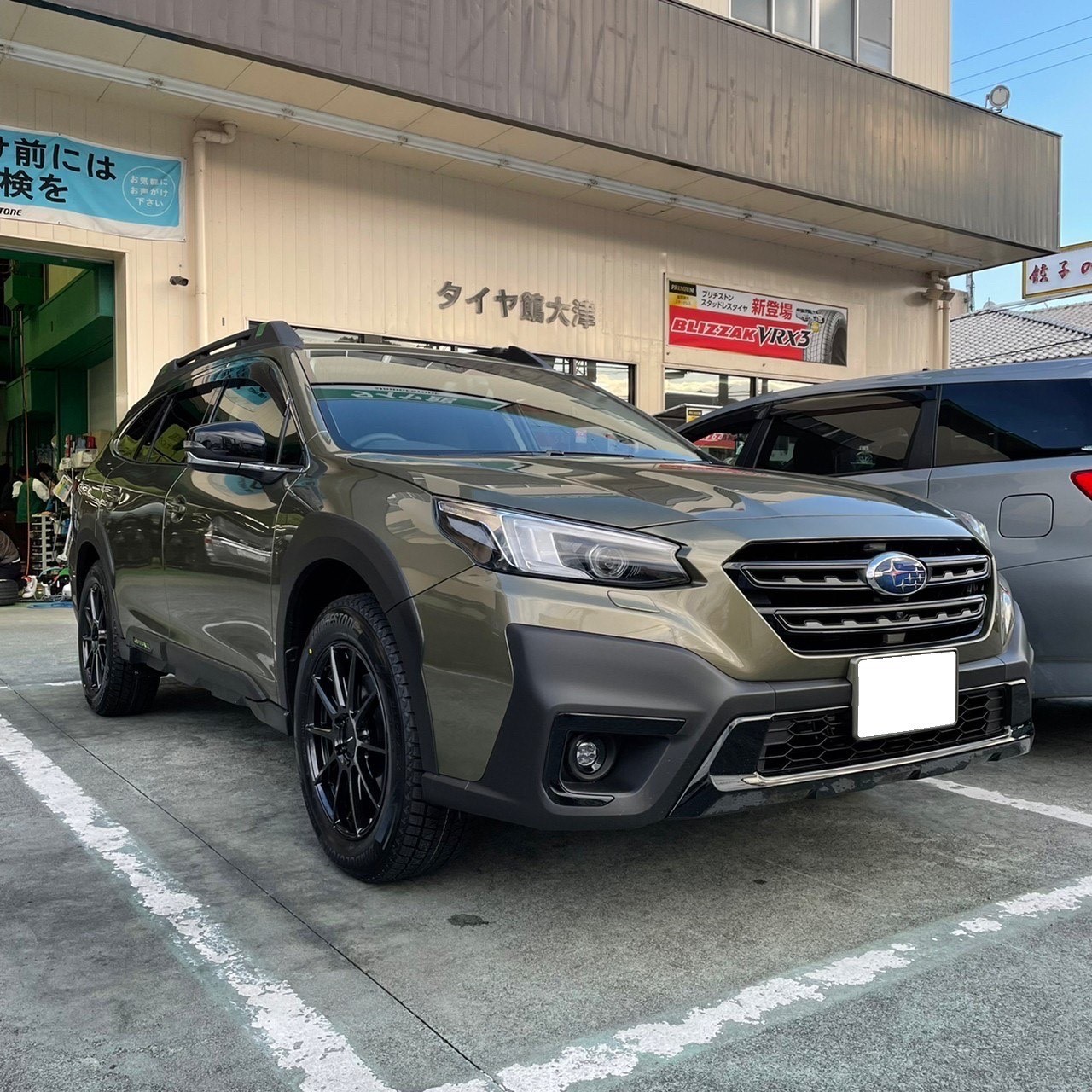 新型レガシィ アウトバック スタッドレスセット装着☆ | スバル