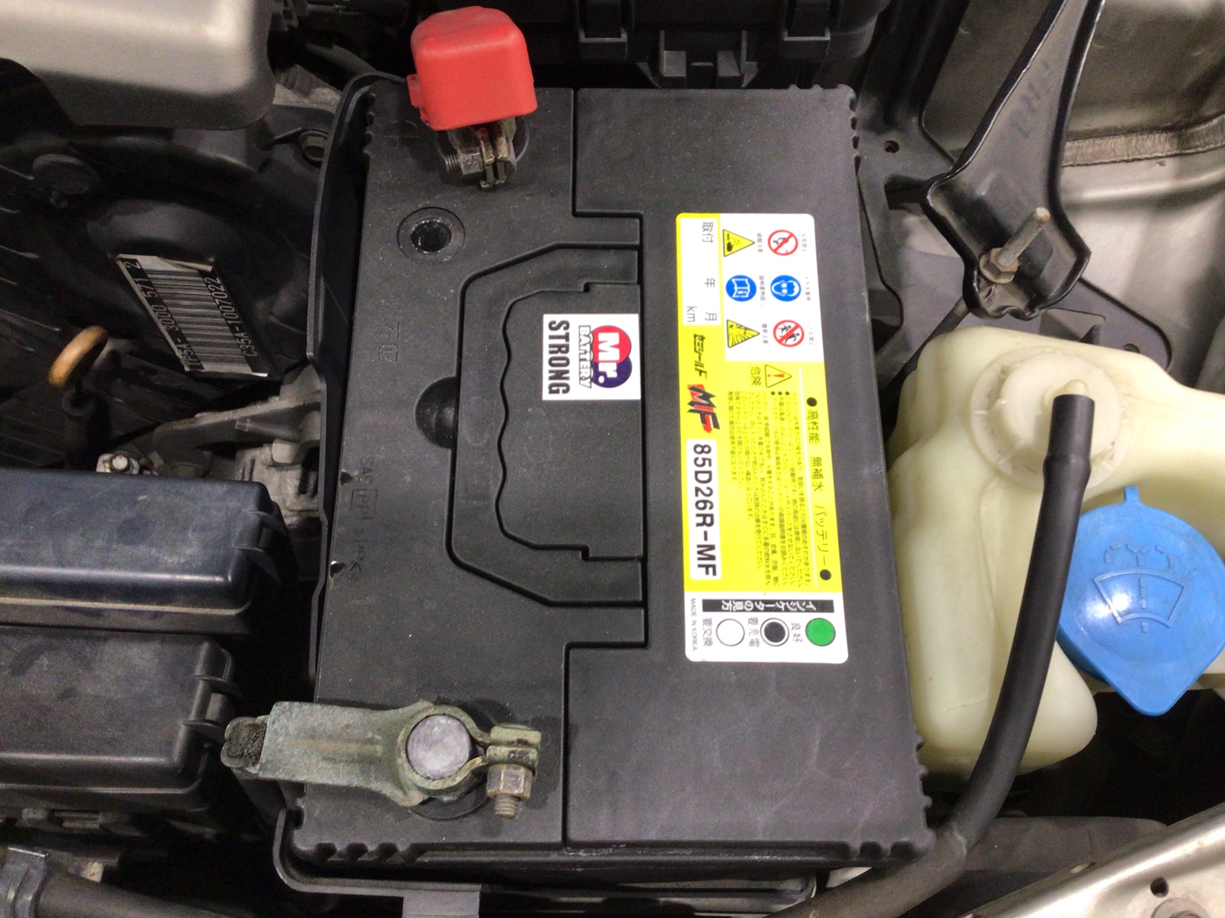 レジェンド バッテリー交換 ホンダ レジェンド サービス事例 タイヤ館 草加インター タイヤからはじまる トータルカーメンテナンス タイヤ館グループ