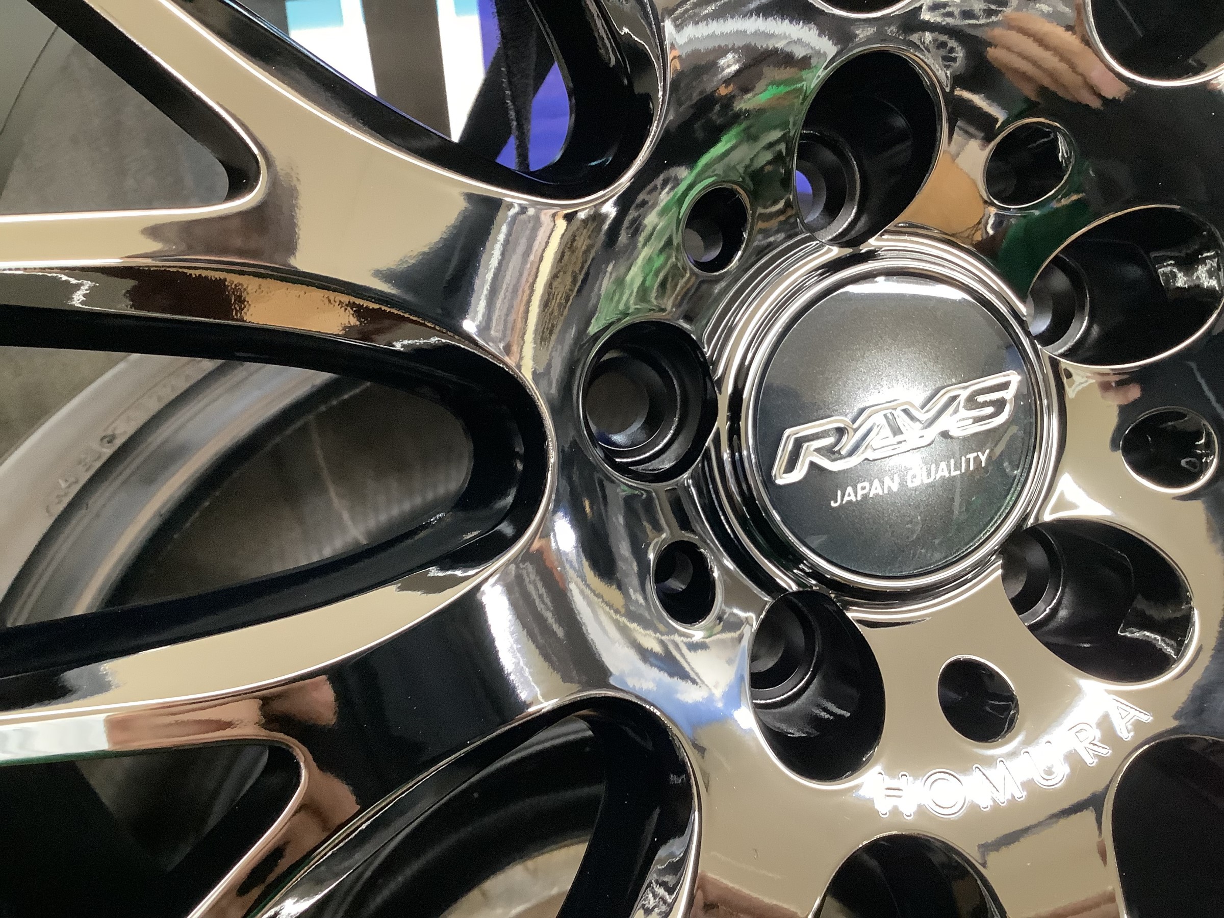 アルミ入荷情報》RAYS HOMURA 2X9Plus ☆ ジェットブラックカラー