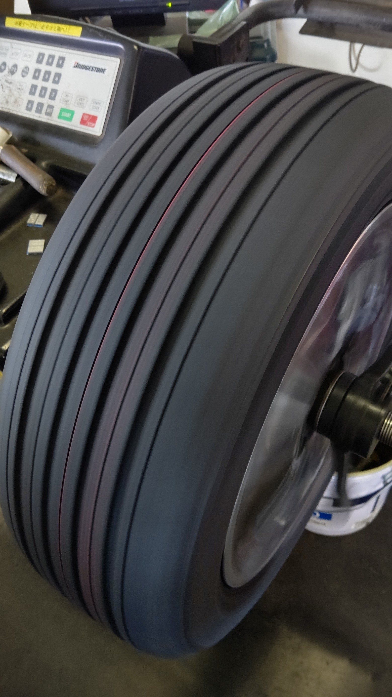 ヴェゼルHVにオールシーズンタイヤへ交換をしました。 | ホンダ ヴェ