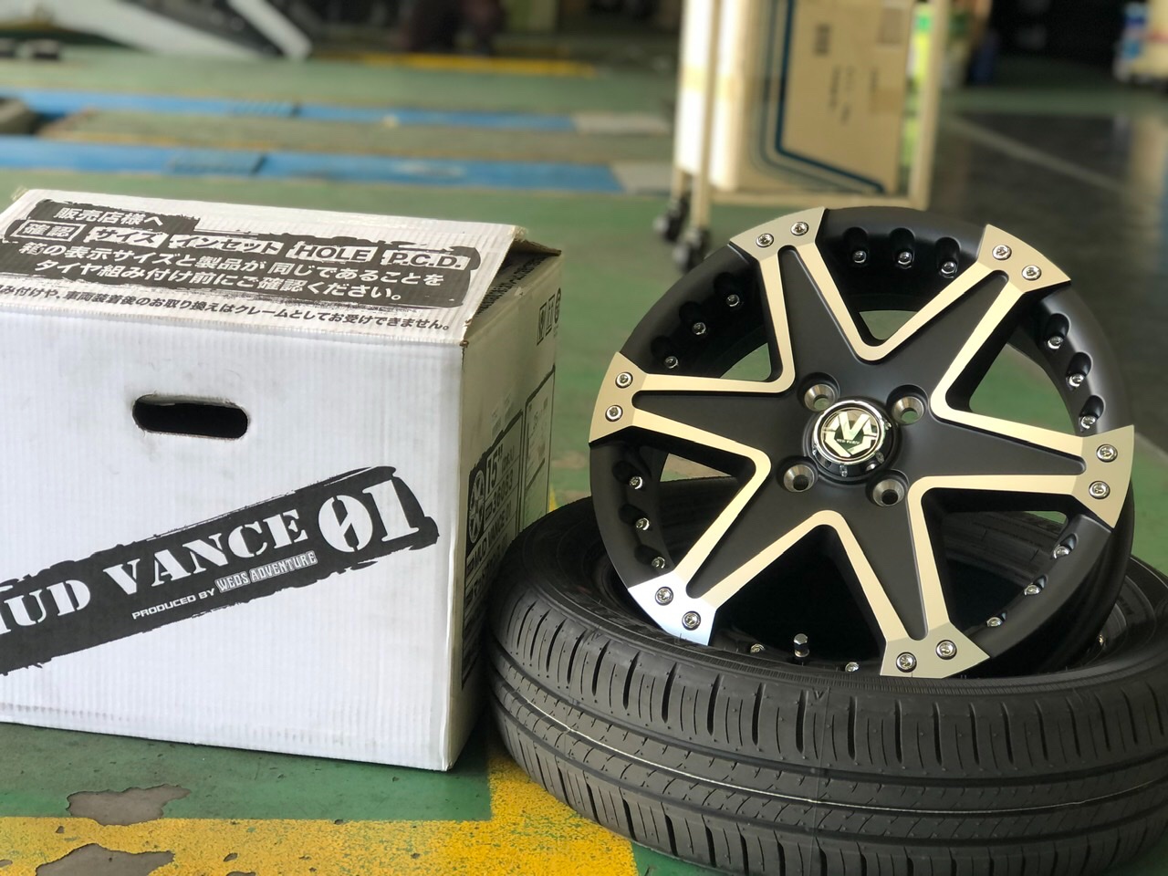 マッドヴァンス07(ウェッズ/WEDS) 17インチ【厳選輸入215/60R17