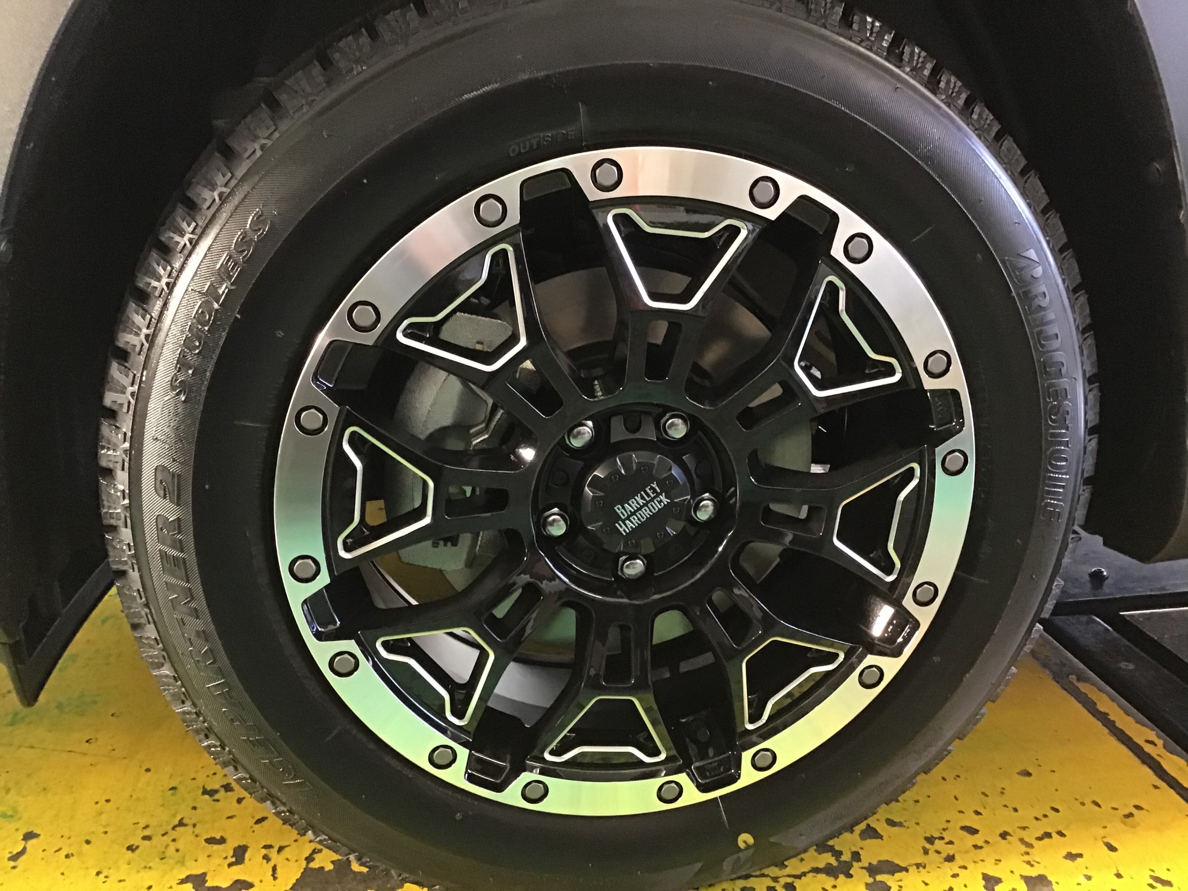 カローラクロス　スタッドレスタイヤ ☆トヨタ『カローラクロス』スタッドレスタイヤ（冬用タイヤ）アルミ