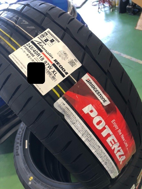 ハイパワースポーツカーにピッタリ!! スバル WRX STI タイヤ交換