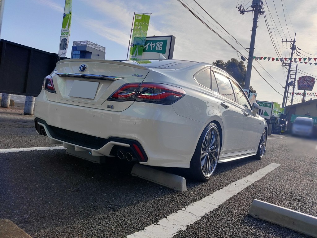 トヨタ クラウン（AZSH20）】車高調取付を行いました。 | 店舗お