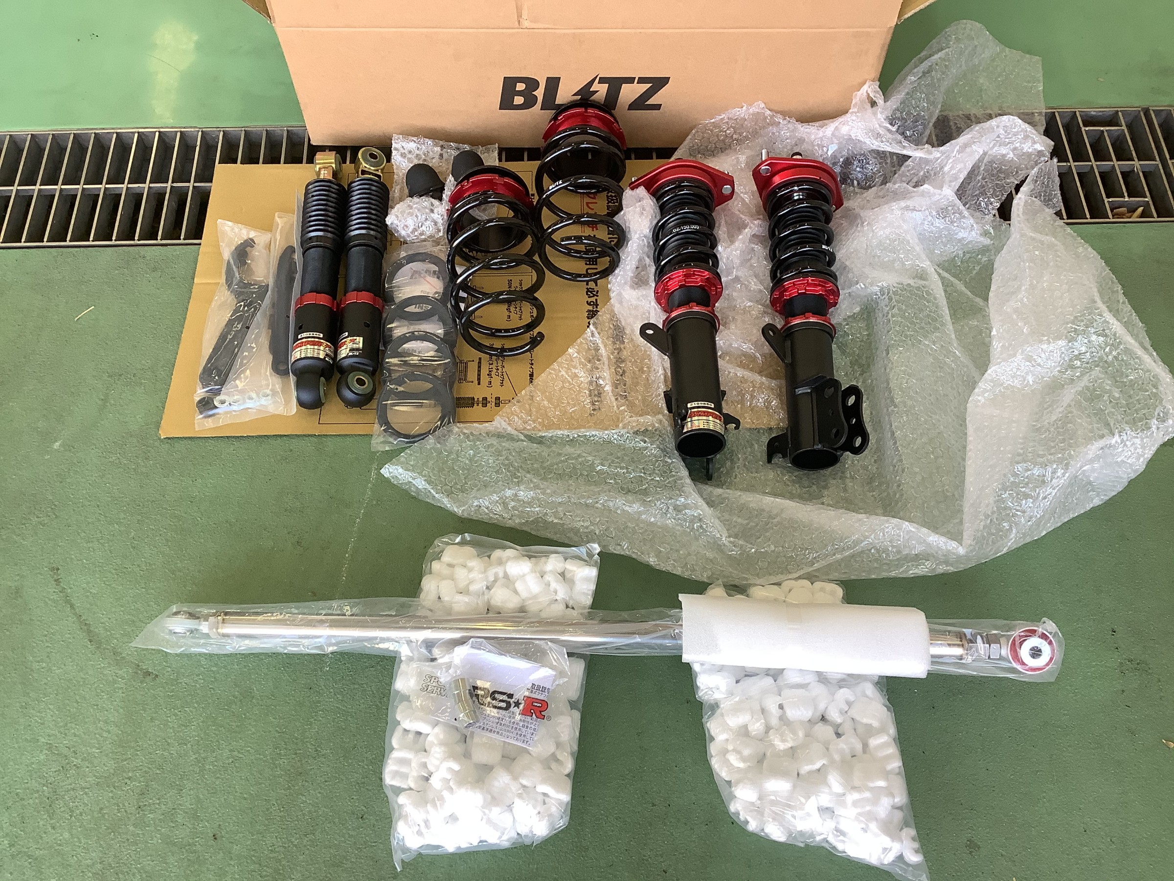 スズキ エブリイ DA17 車高調＆4輪アライメント調整＆ラテラル