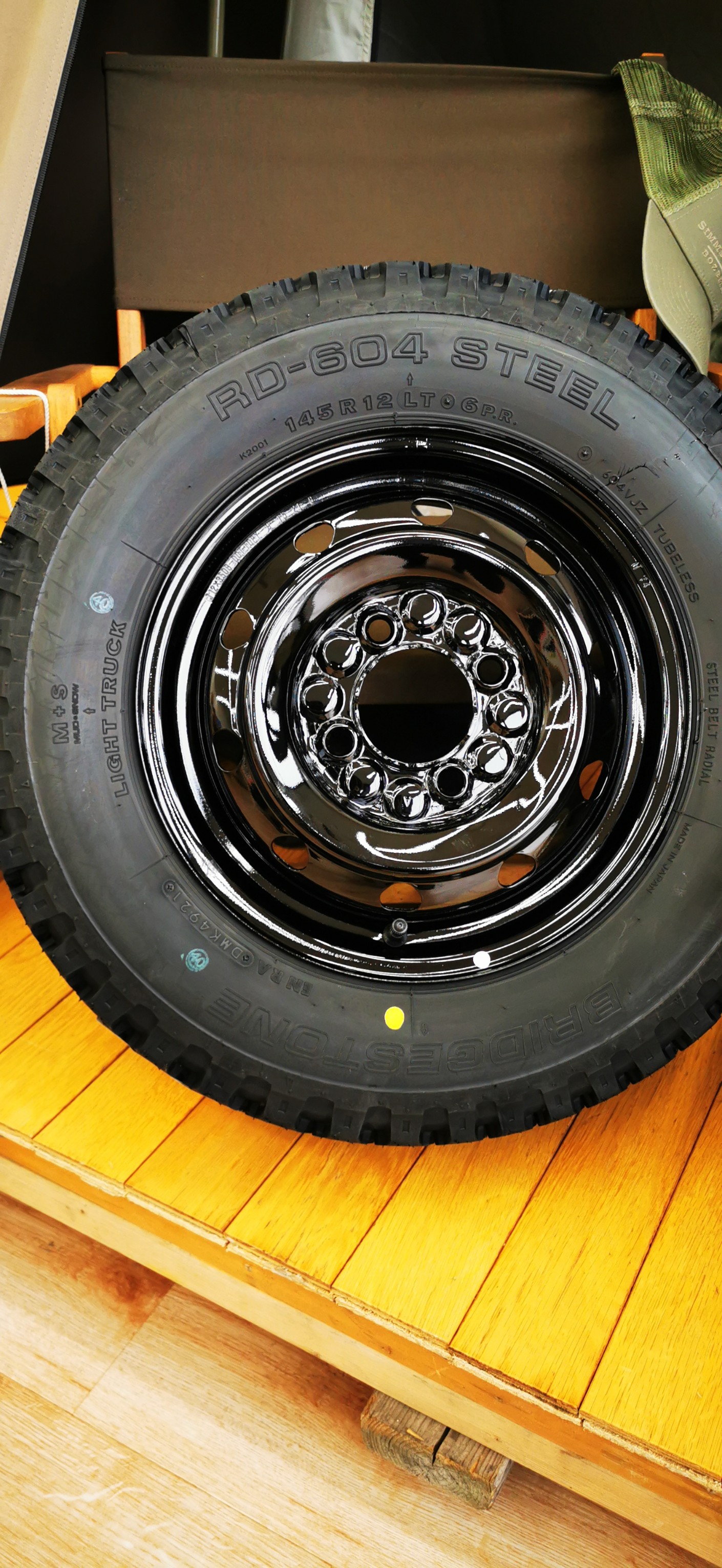 スタッドレスタイヤ 12インチ スチールホイールセット 145R12