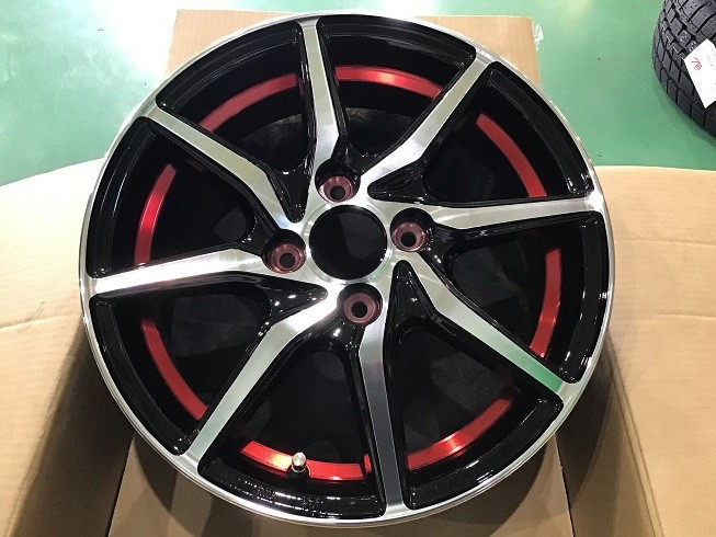 ホンダ N-BOX シュナイダー15インチ取付 | 店舗おススメ情報