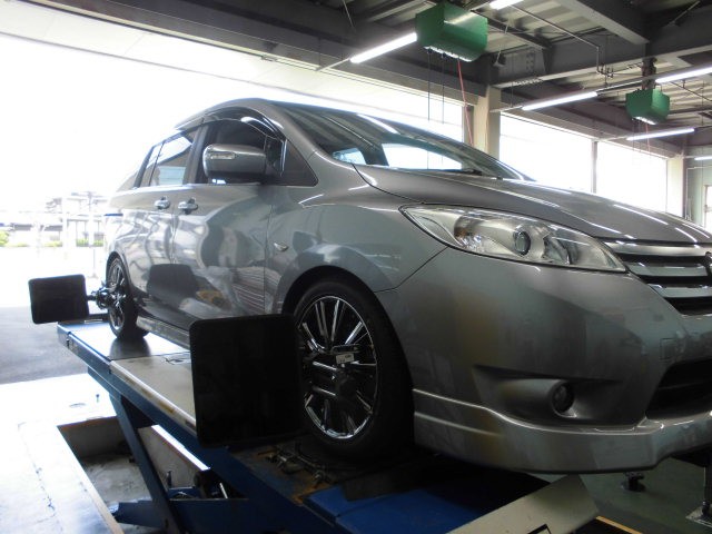 日産 ラフェスタ LEONIS WX 17インチ＆夏タイヤREGNO GRVⅡ ご装着