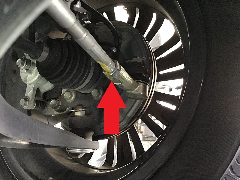 スズキ：スペーシアカスタム MK53S】 タイヤ交換・アライメント調整