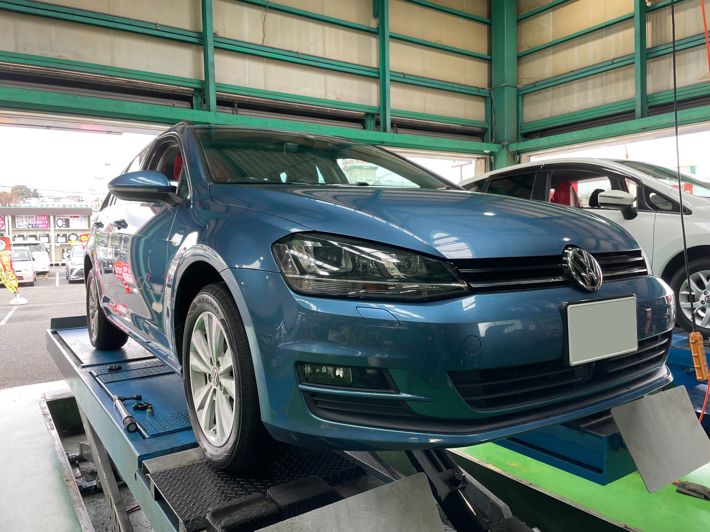 VW ゴルフヴァリアント【 タイヤ交換 】 レグノGR-XⅡ 