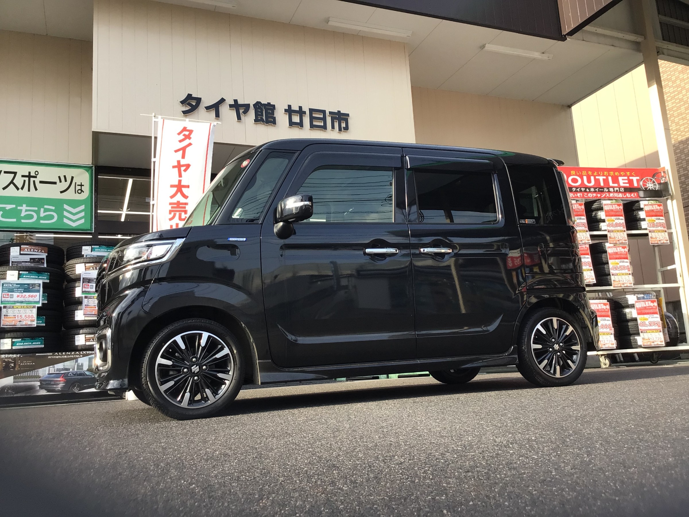 スズキ ＭＫ５３Ｓ型スペーシアカスタム夏タイヤ交換&アライメント調整