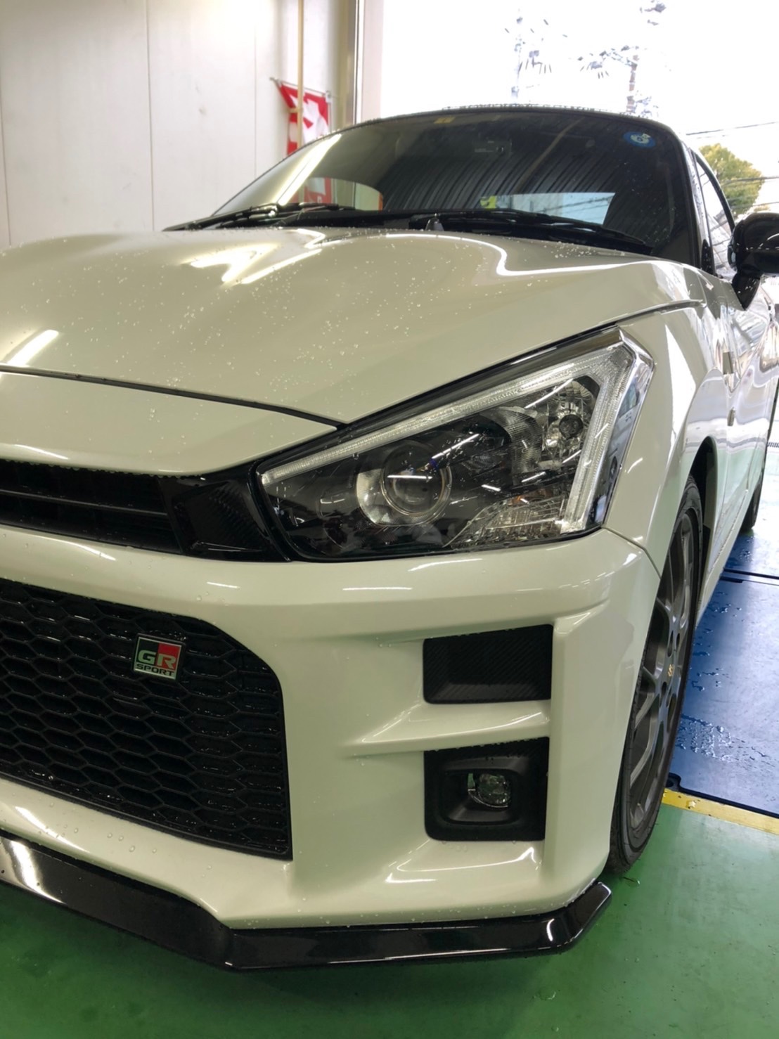 ダイハツ コペン Grスポーツ La400k 車高調取付 パーツ取付 サスペンション取付 サービス事例 タイヤ館 姫路 兵庫県のタイヤ カー用品ショップ タイヤからはじまる トータルカーメンテナンス タイヤ館グループ